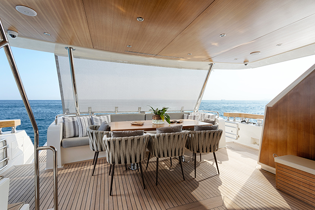 Funsea aft deck and swim platform