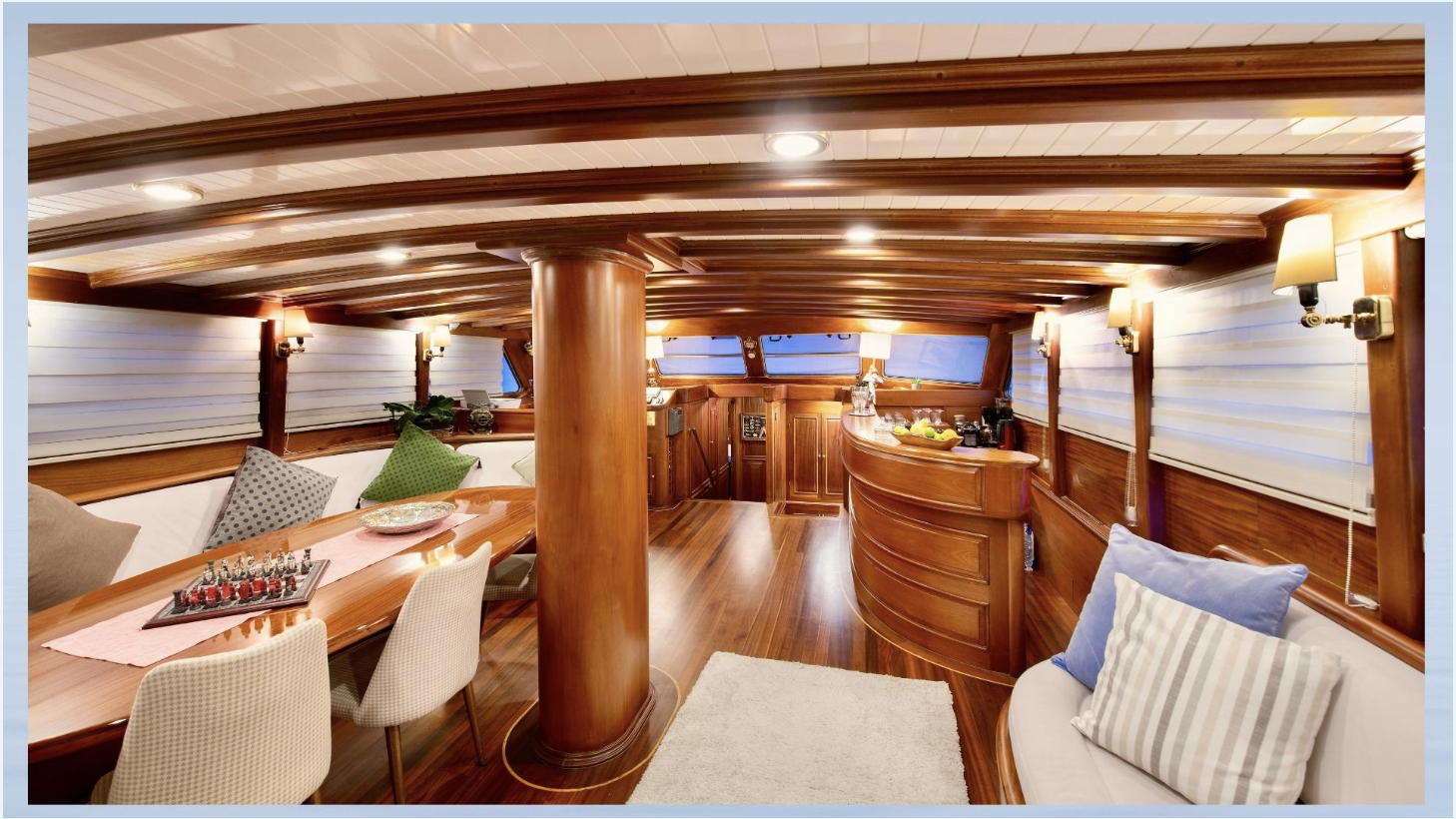 Ecce Navigo cabin interior