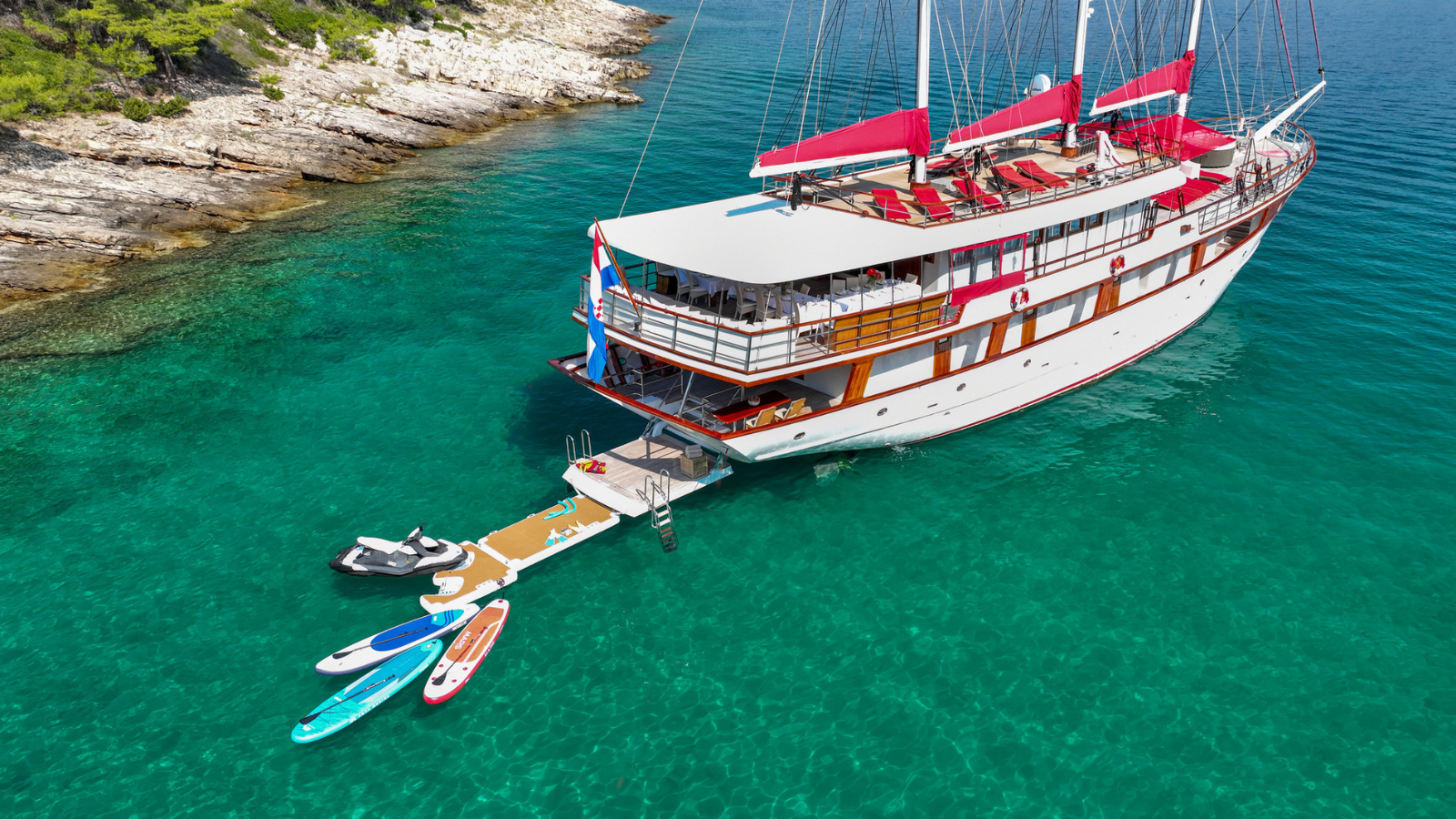 Split airport and Croatian coastline