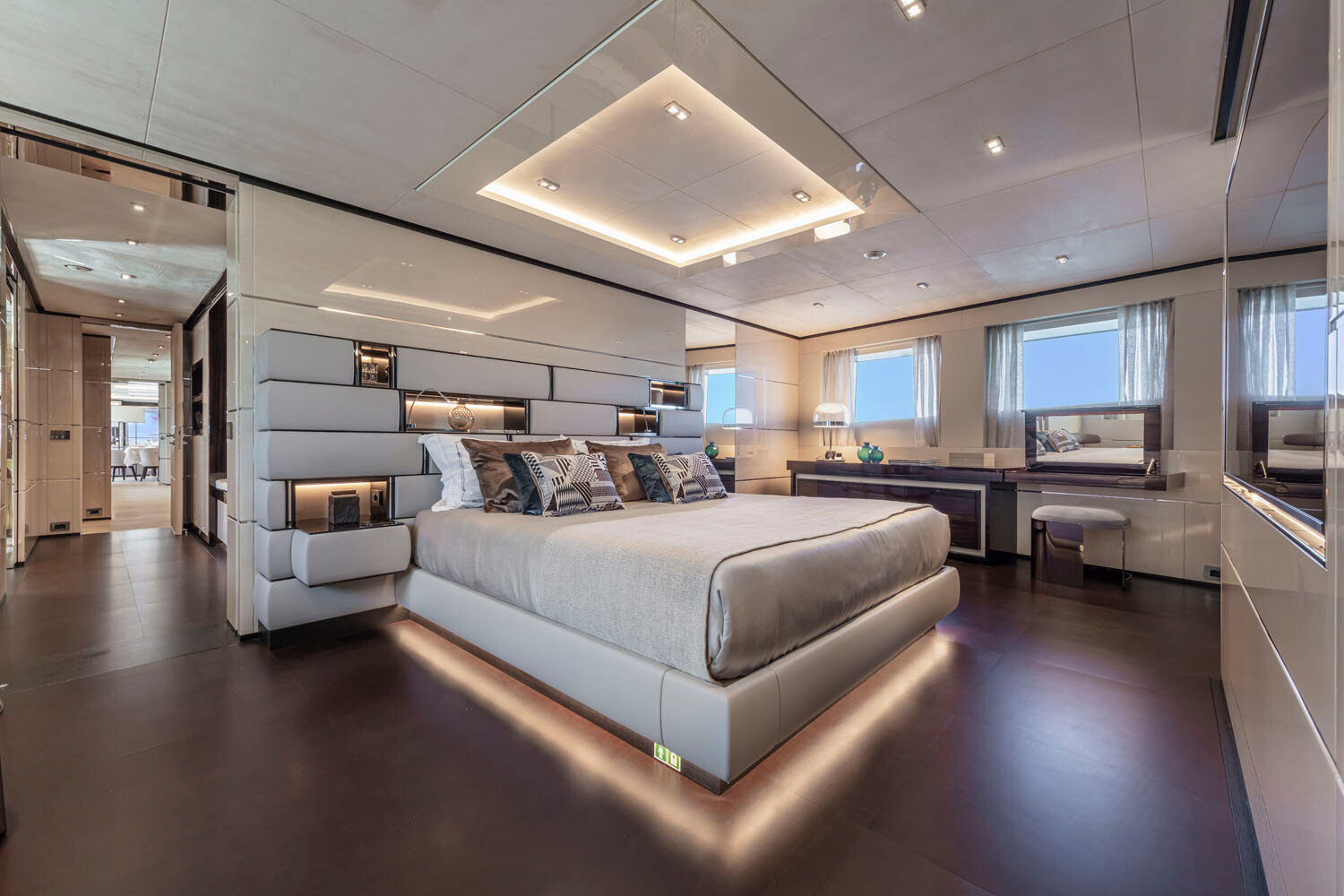 K2 master cabin luxury interior Columbus Sport 50