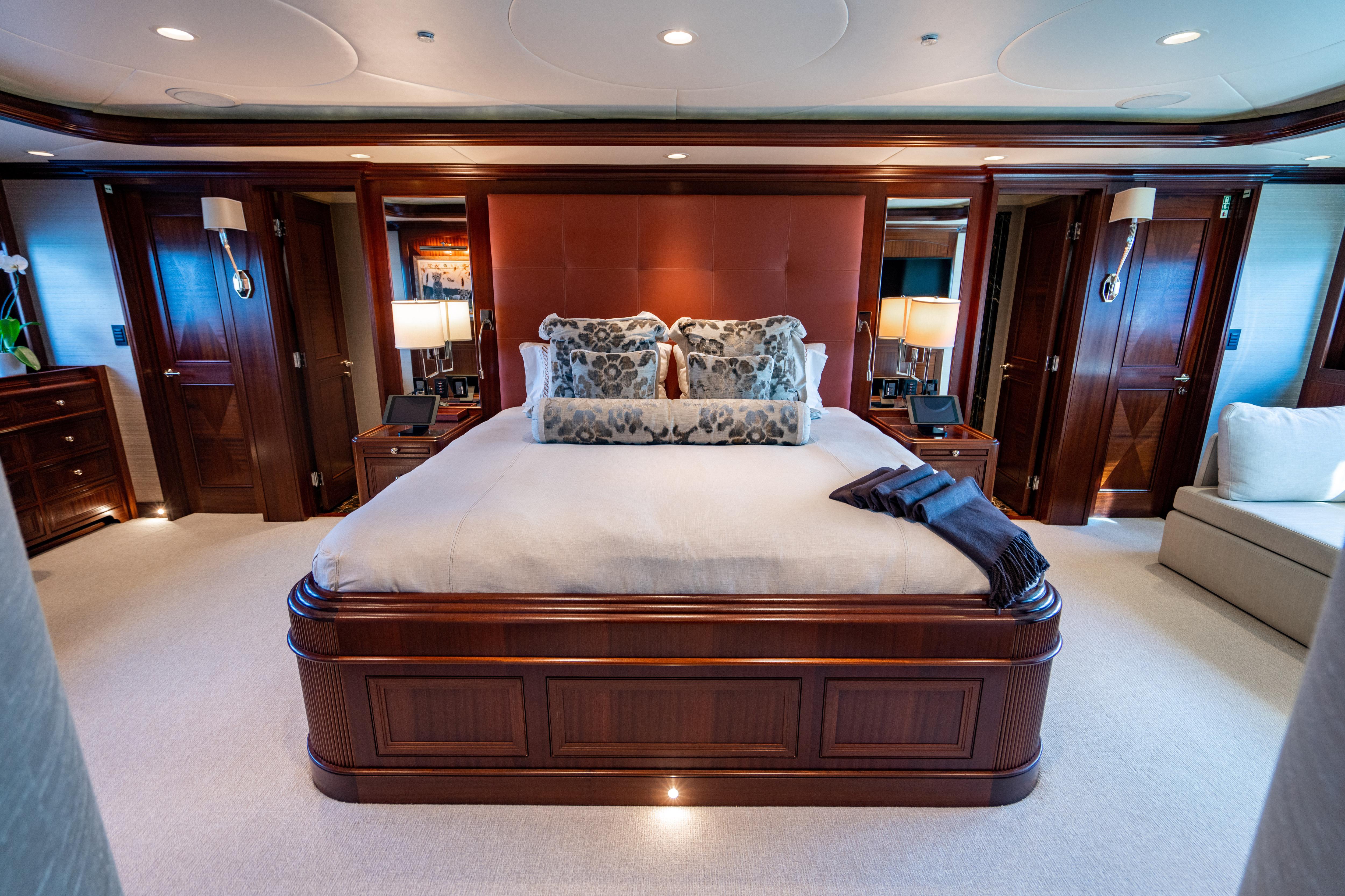Arya yacht interior stateroom
