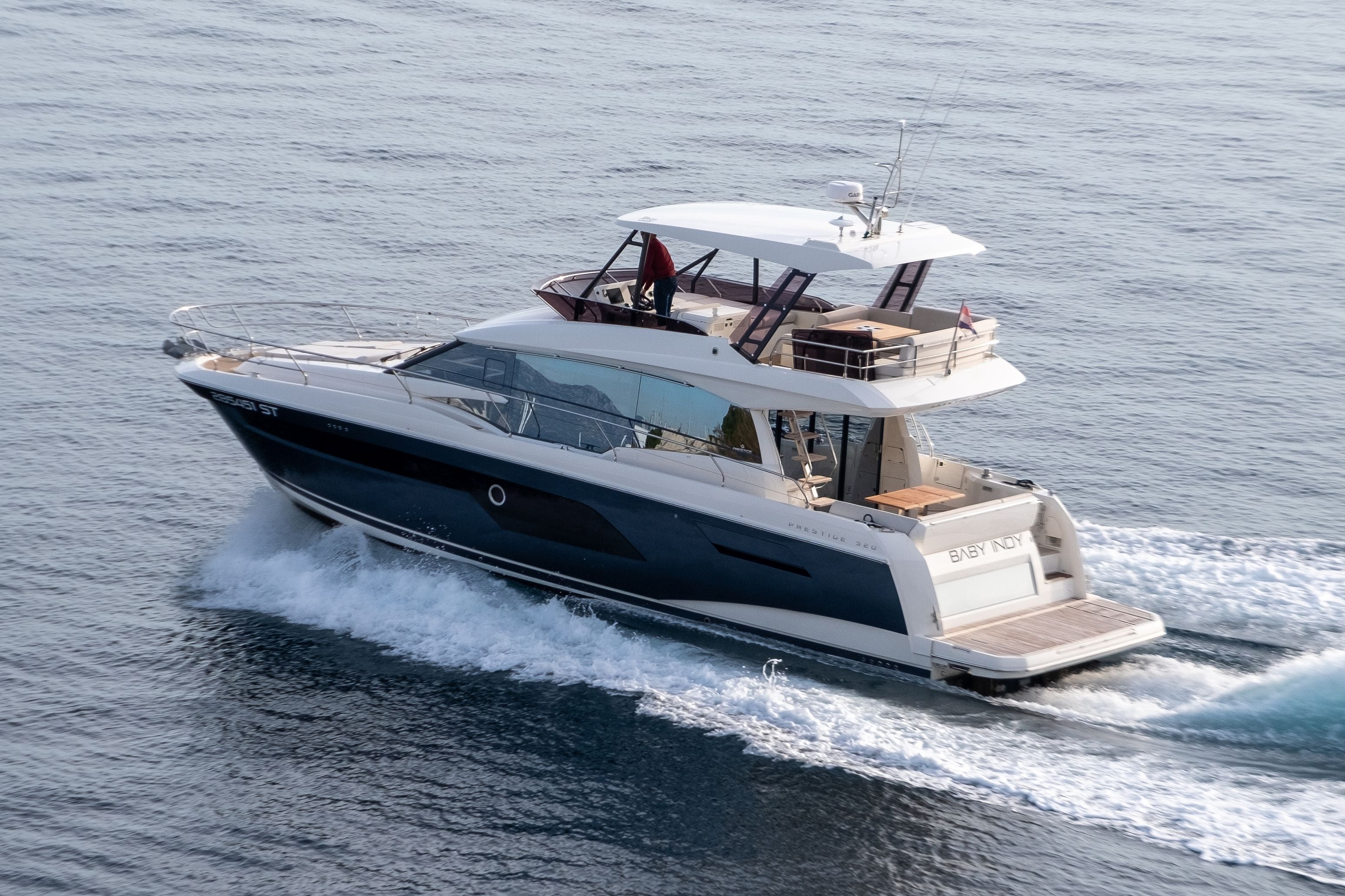 Good Vibes – Leopard 53 Power luxury charter holiday Croatia