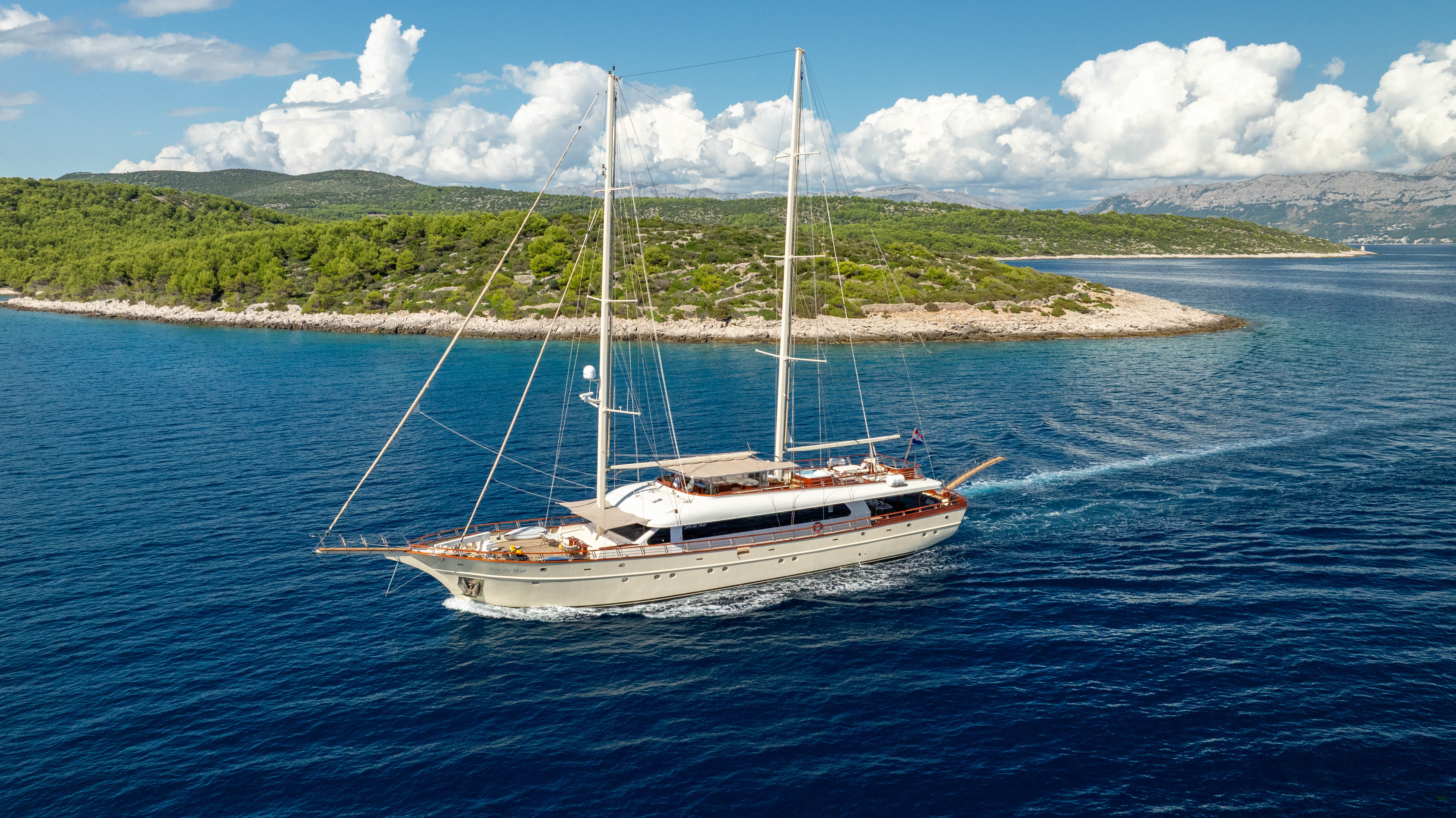 Son De Mar luxury yacht charter Croatia