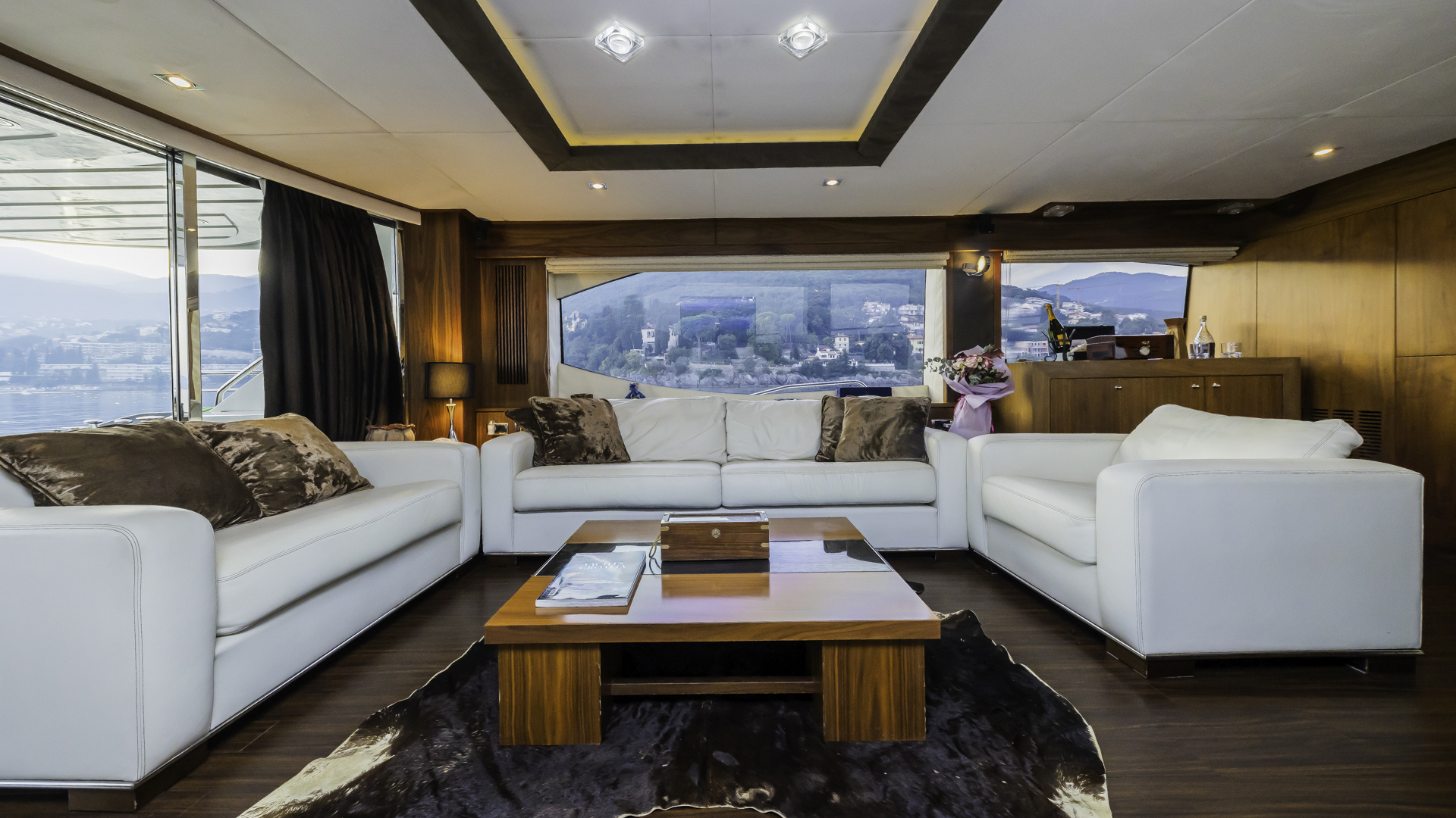 The Best Way interior cabins and saloon