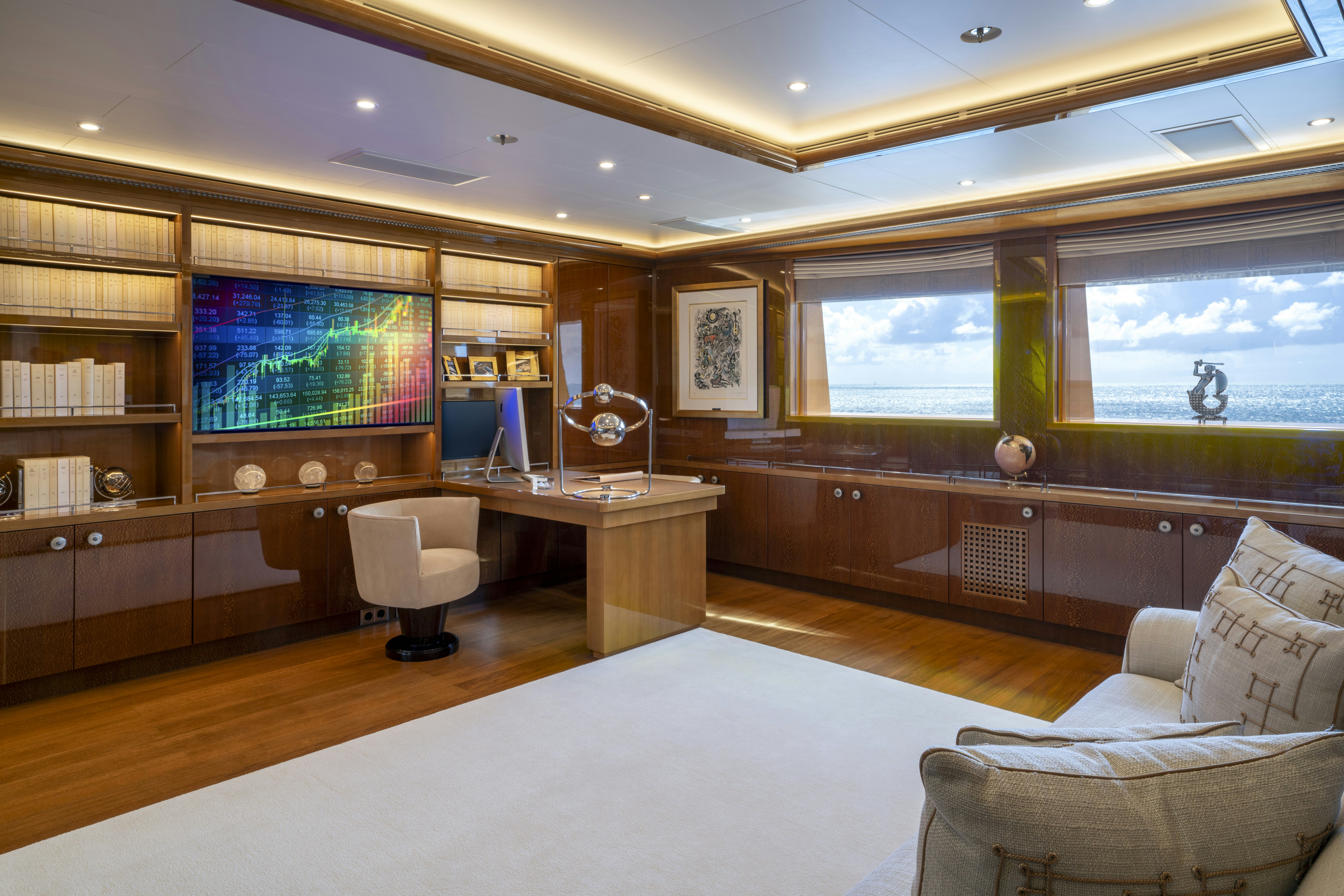 Alfa Nero superyacht at sea