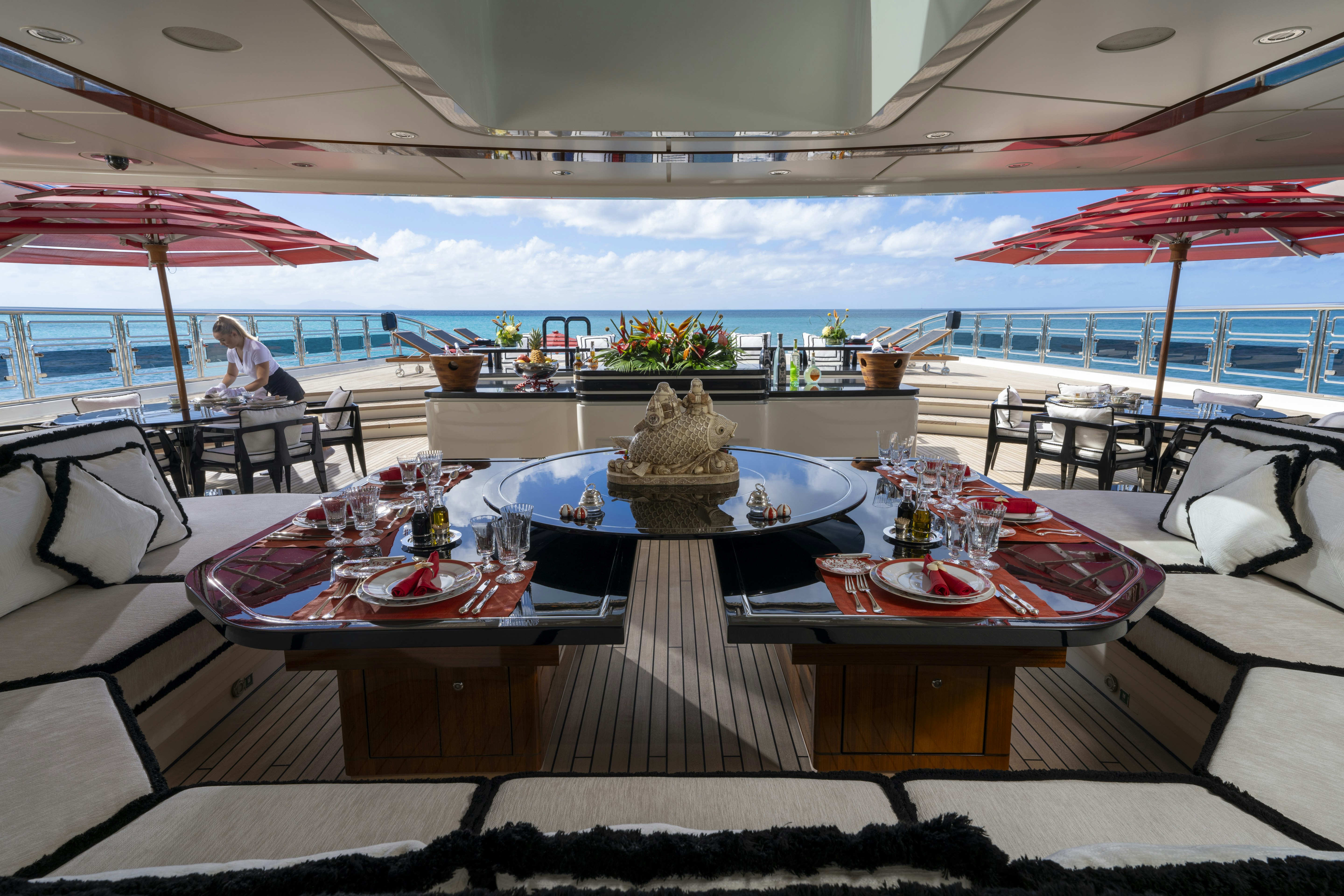Alfa Nero interior luxury stateroom