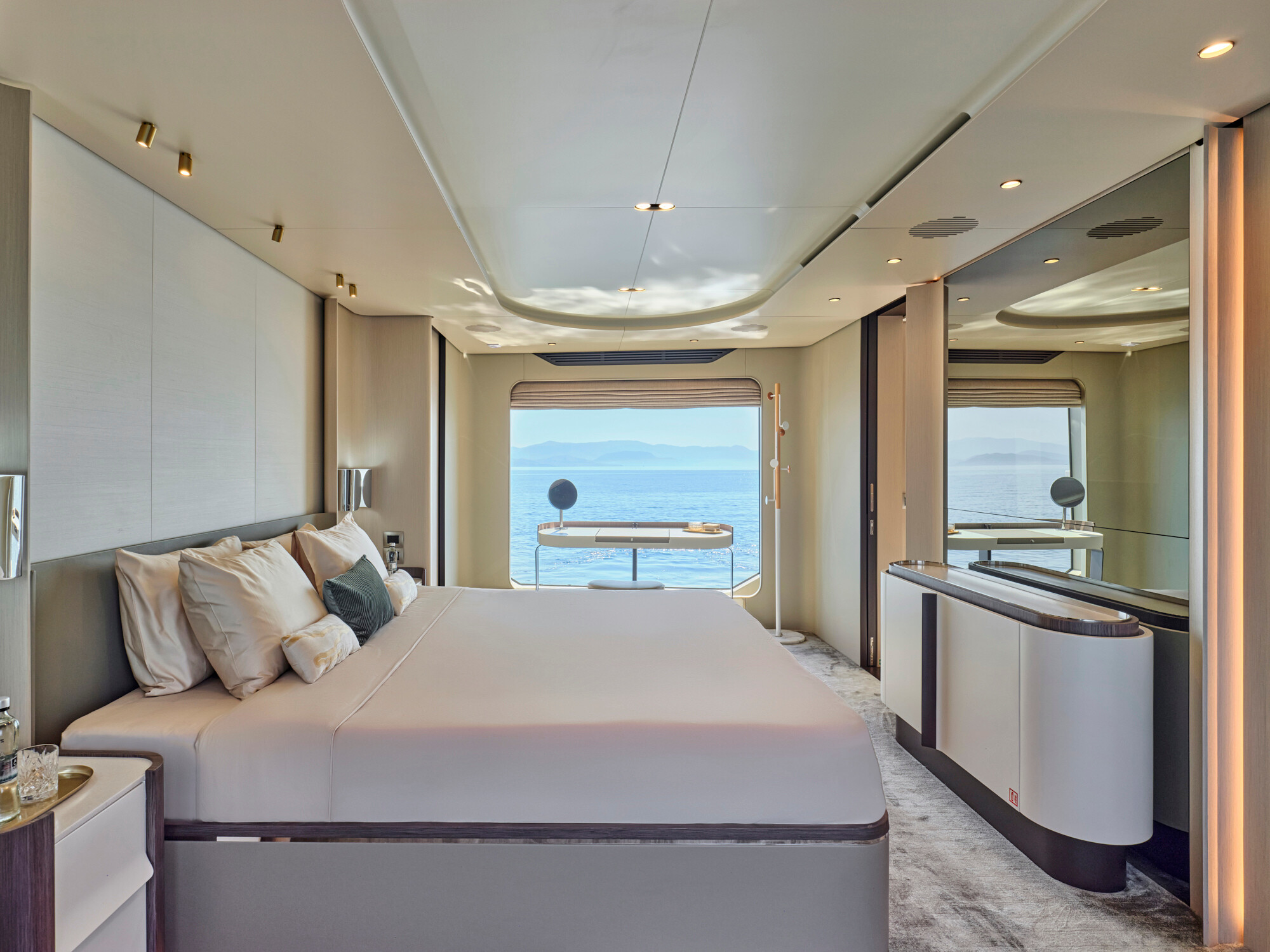 Volante chase boat Ionian islands charter