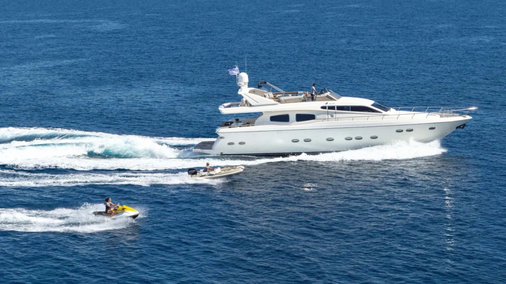 Amoraki Greece private yacht charter offer
