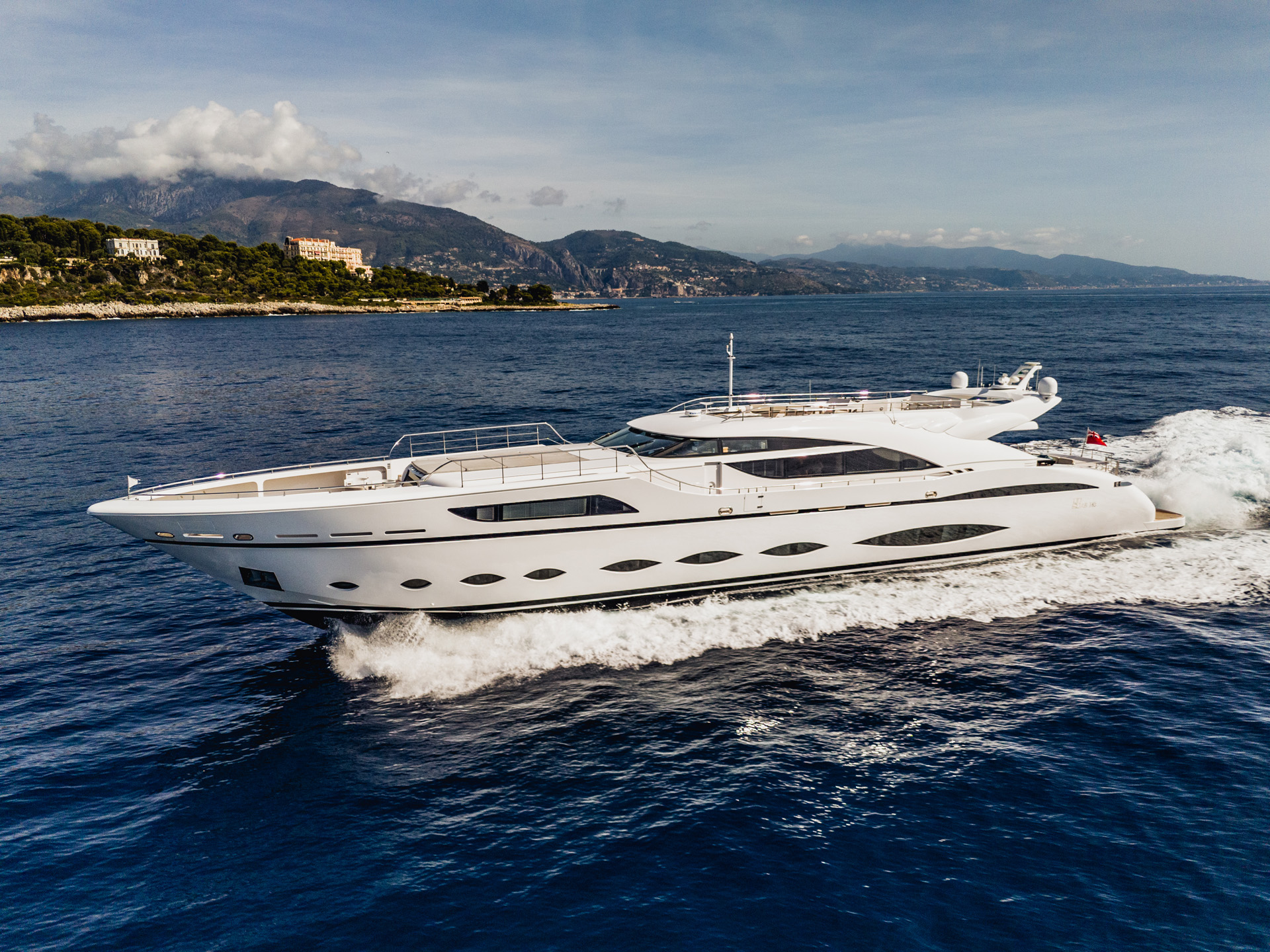 Amalfi Coast yacht charter aboard Fast & Furious