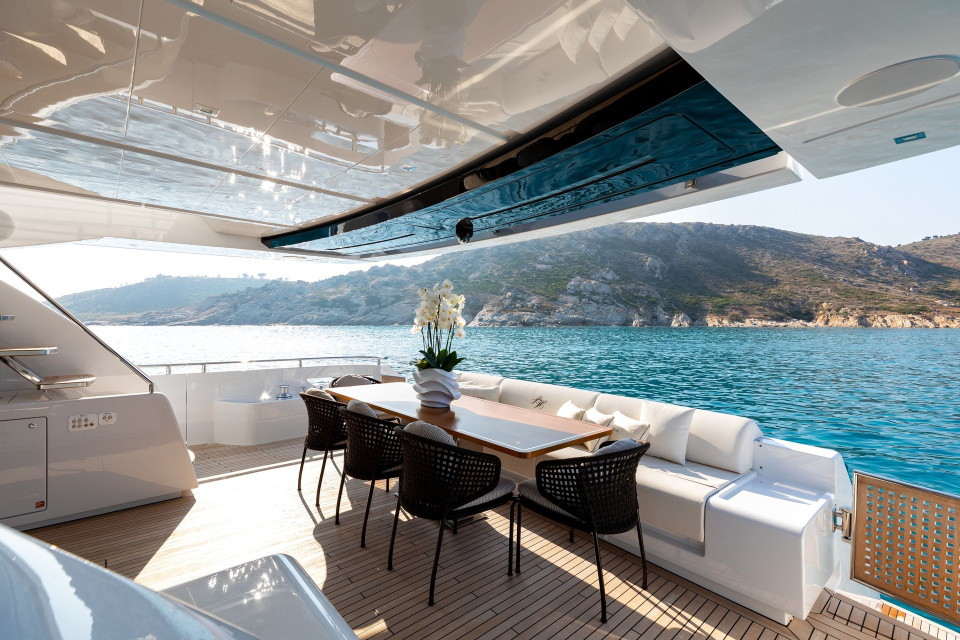 Raph Seven II at anchor on the French Riviera