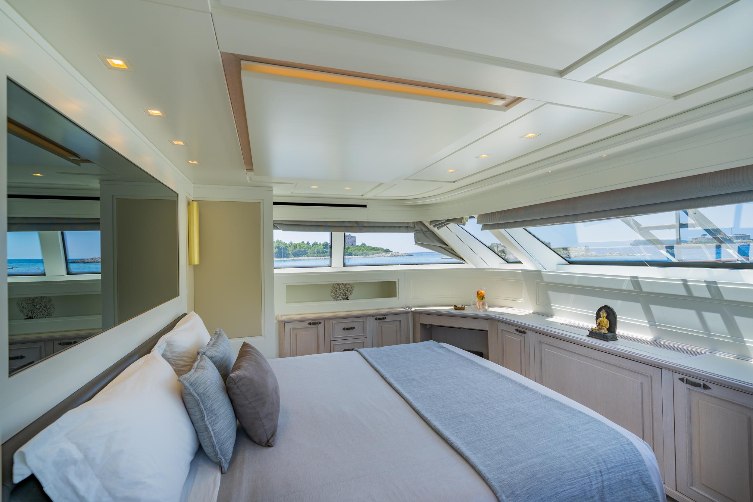Valentina II deck dining Croatia charter