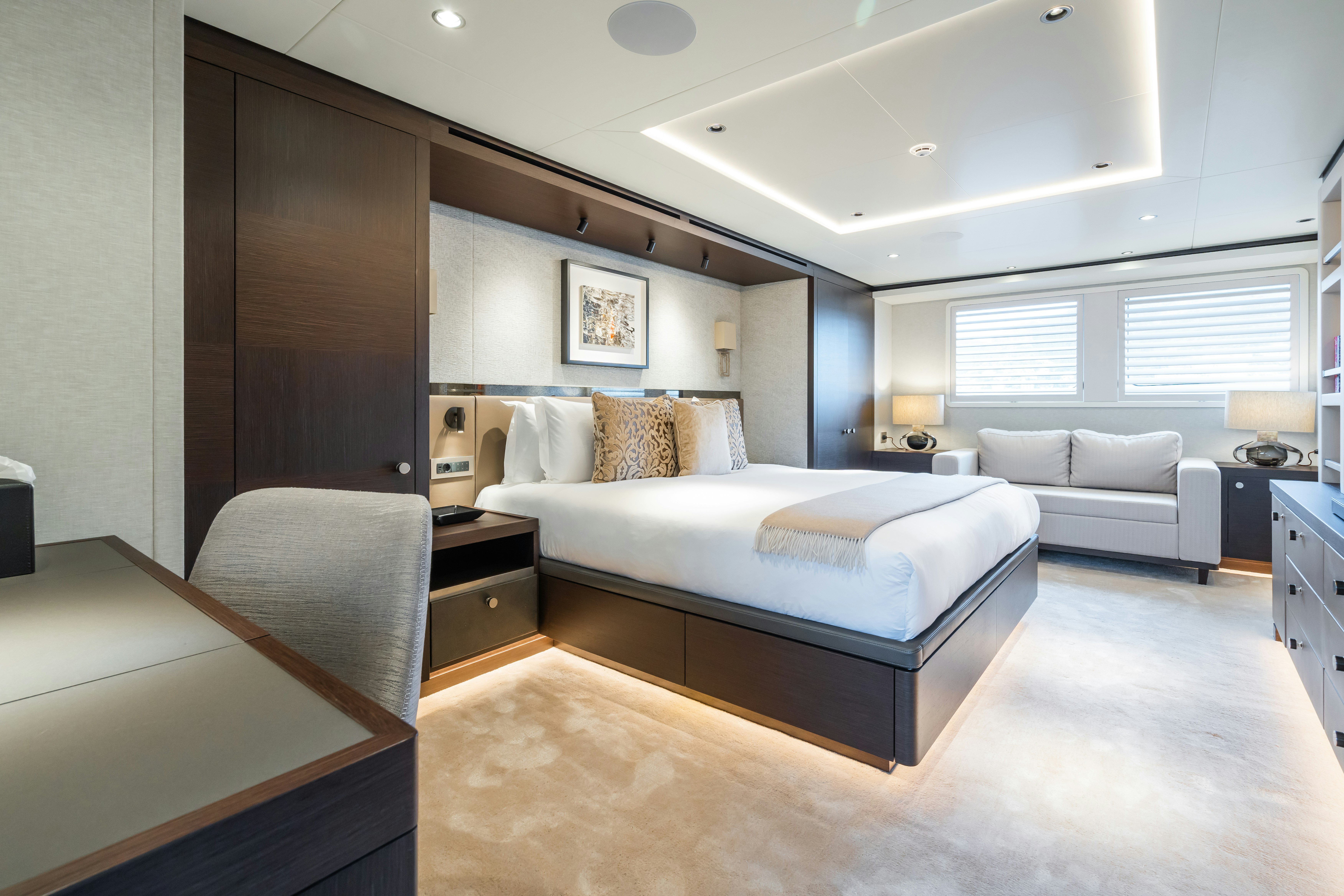 Emerald yacht — interior stateroom