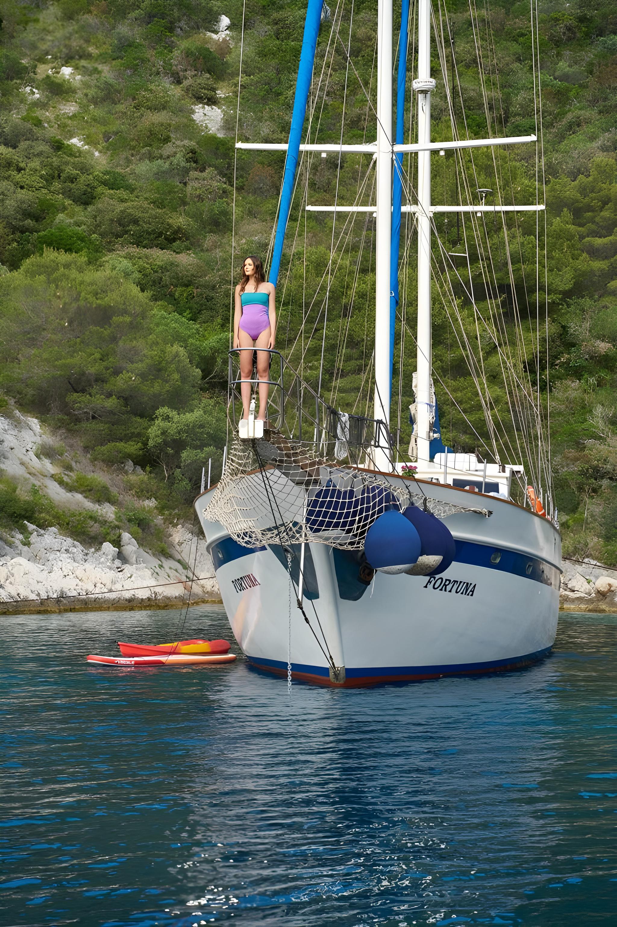 Fortuna gulet amenities exterior deck in Croatia