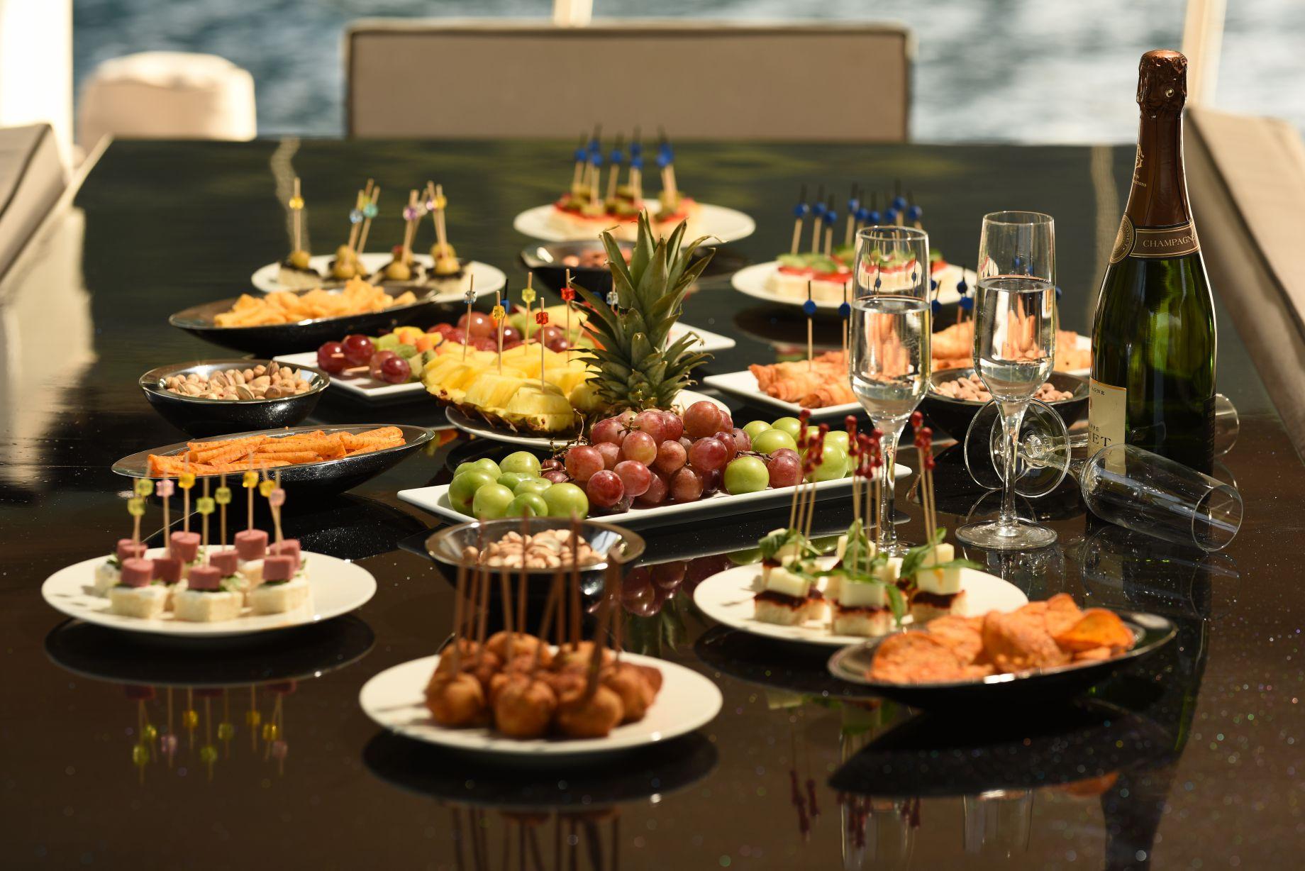 White Soul gulet amenities lifestyle dining in Türkiye