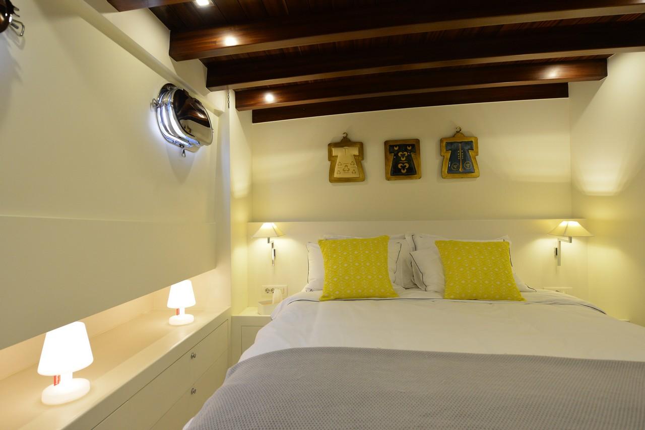 White Soul gulet accommodation interior cabin in Türkiye