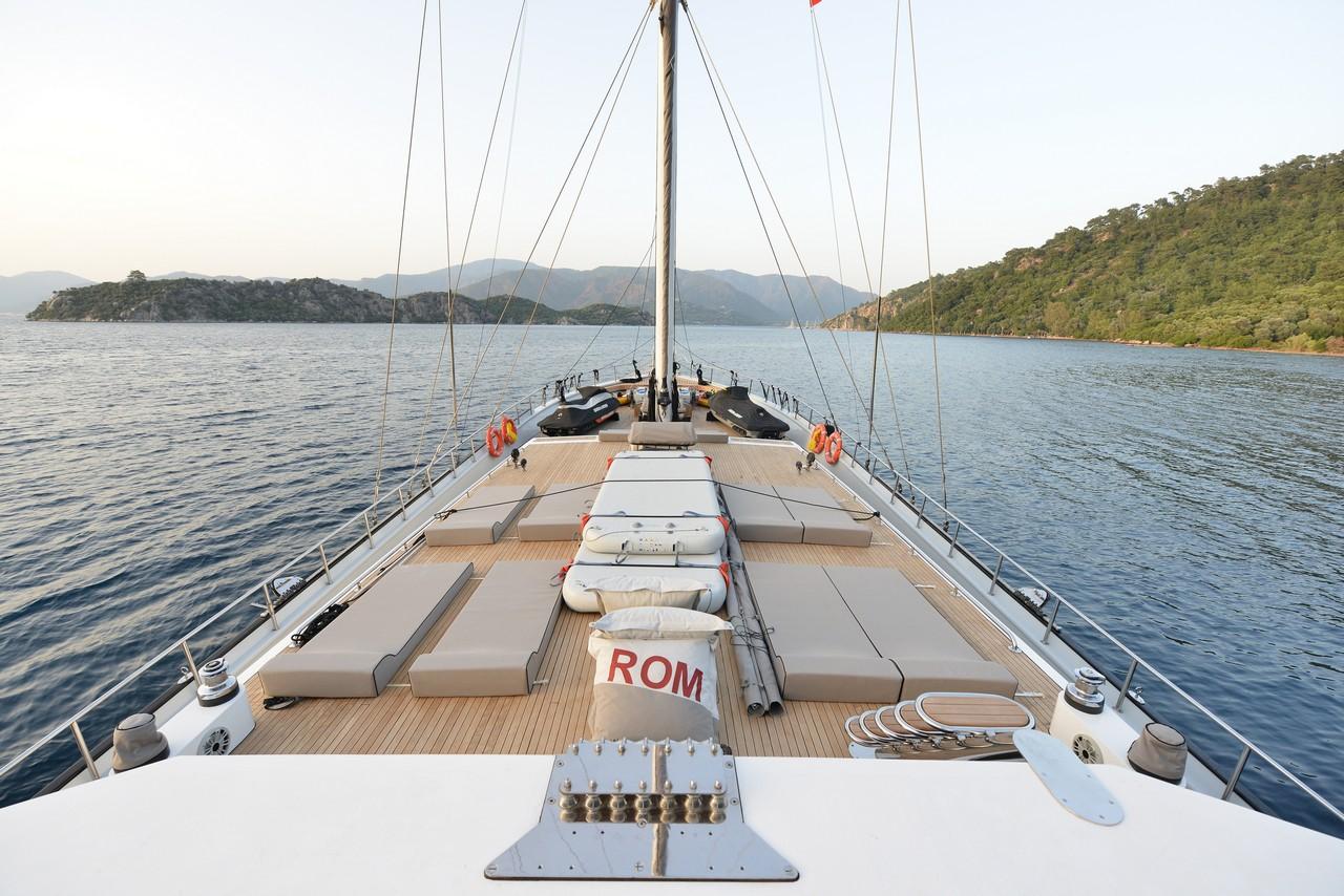 White Soul gulet amenities exterior deck in Türkiye