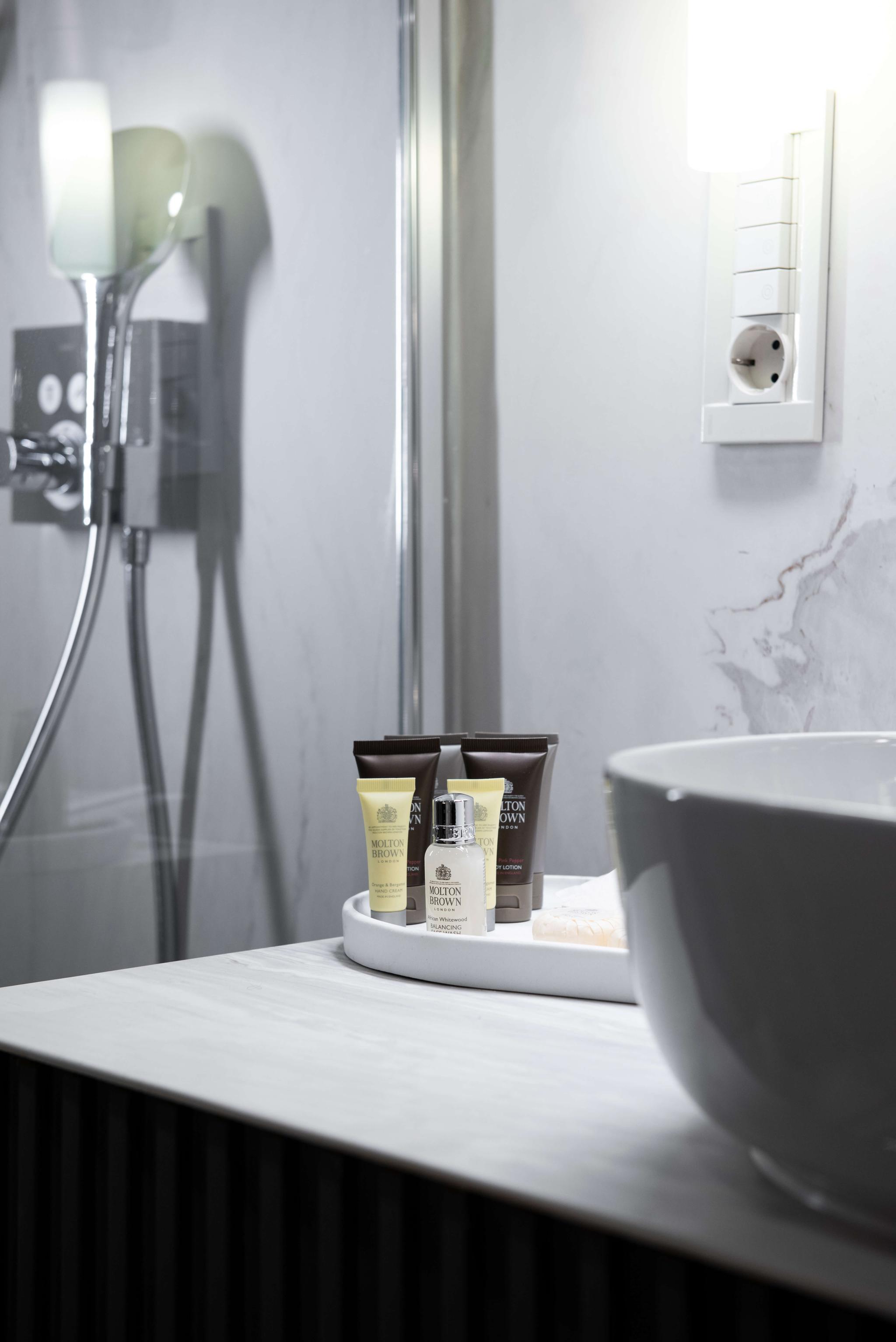 Mare Nostrum gulet interior cabin in Greece