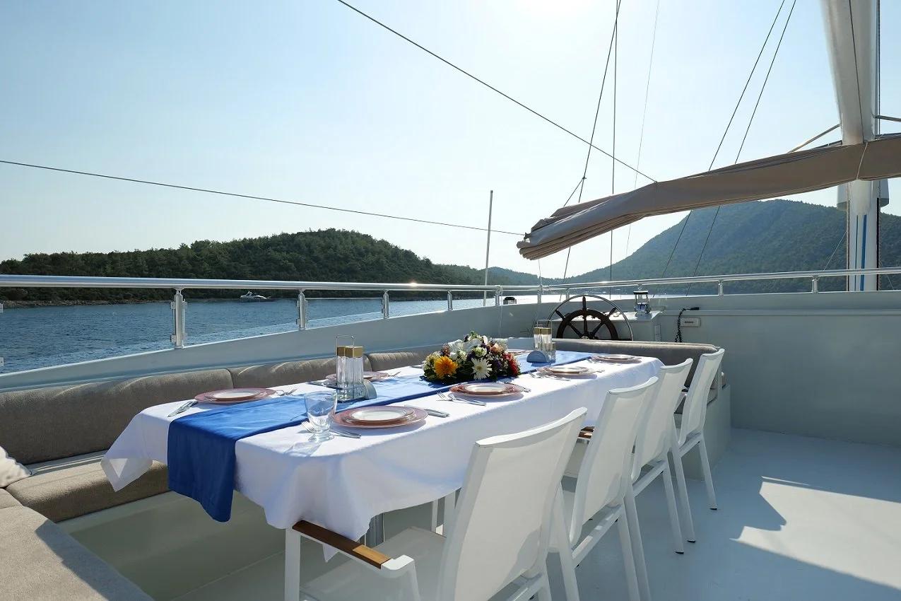Freedom gulet amenities exterior deck in Türkiye