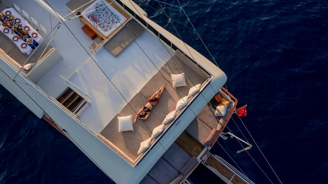 Freedom gulet lifestyle dining in Türkiye