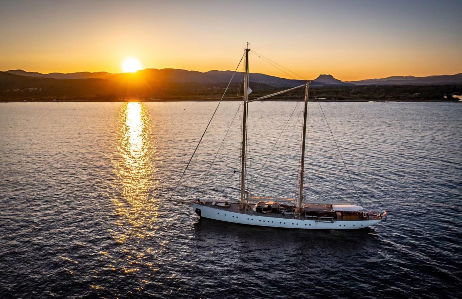 Chronos gulet amenities aerial view in Türkiye