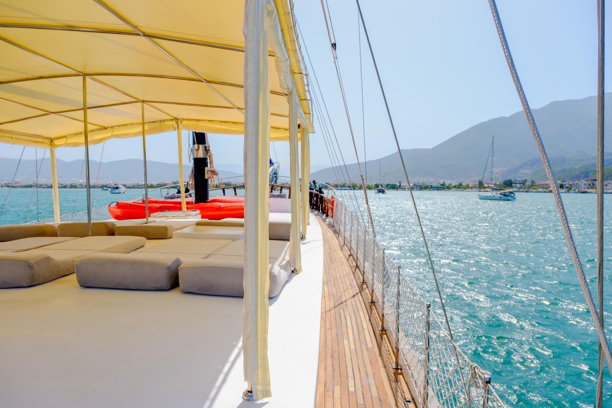 Balu gulet exterior deck in Türkiye