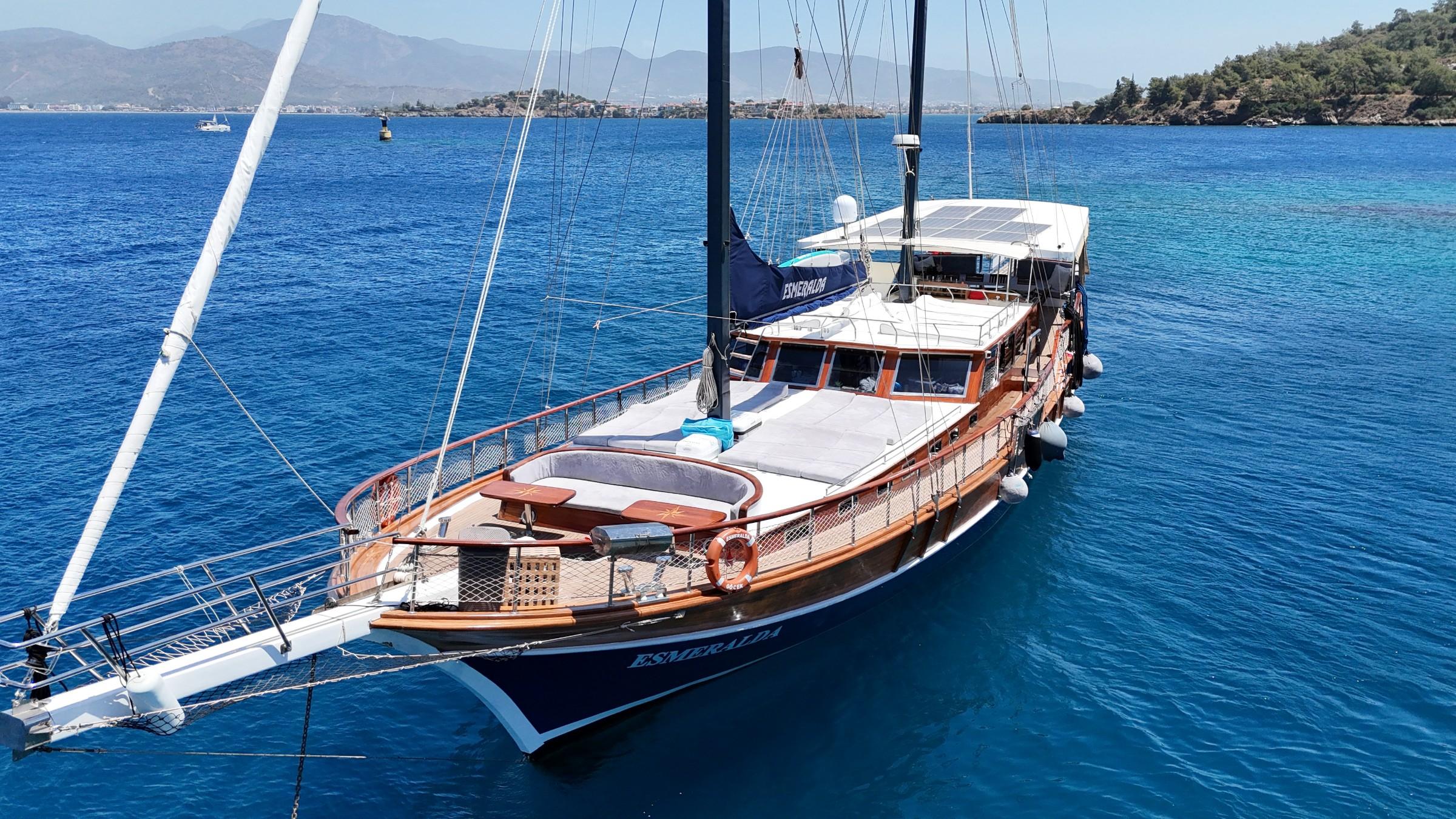 Esmeralda gulet amenities aerial view in Türkiye