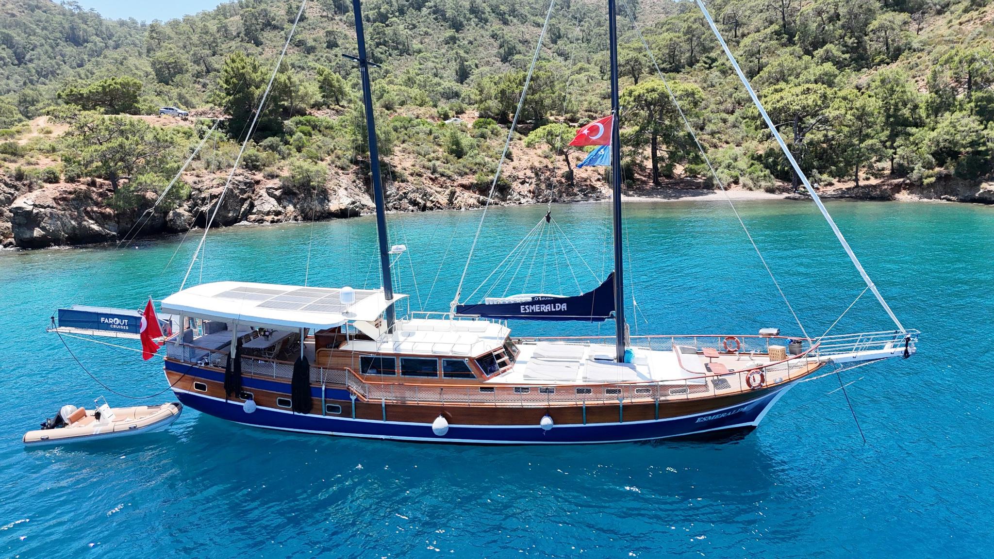 Esmeralda gulet amenities aerial view in Türkiye