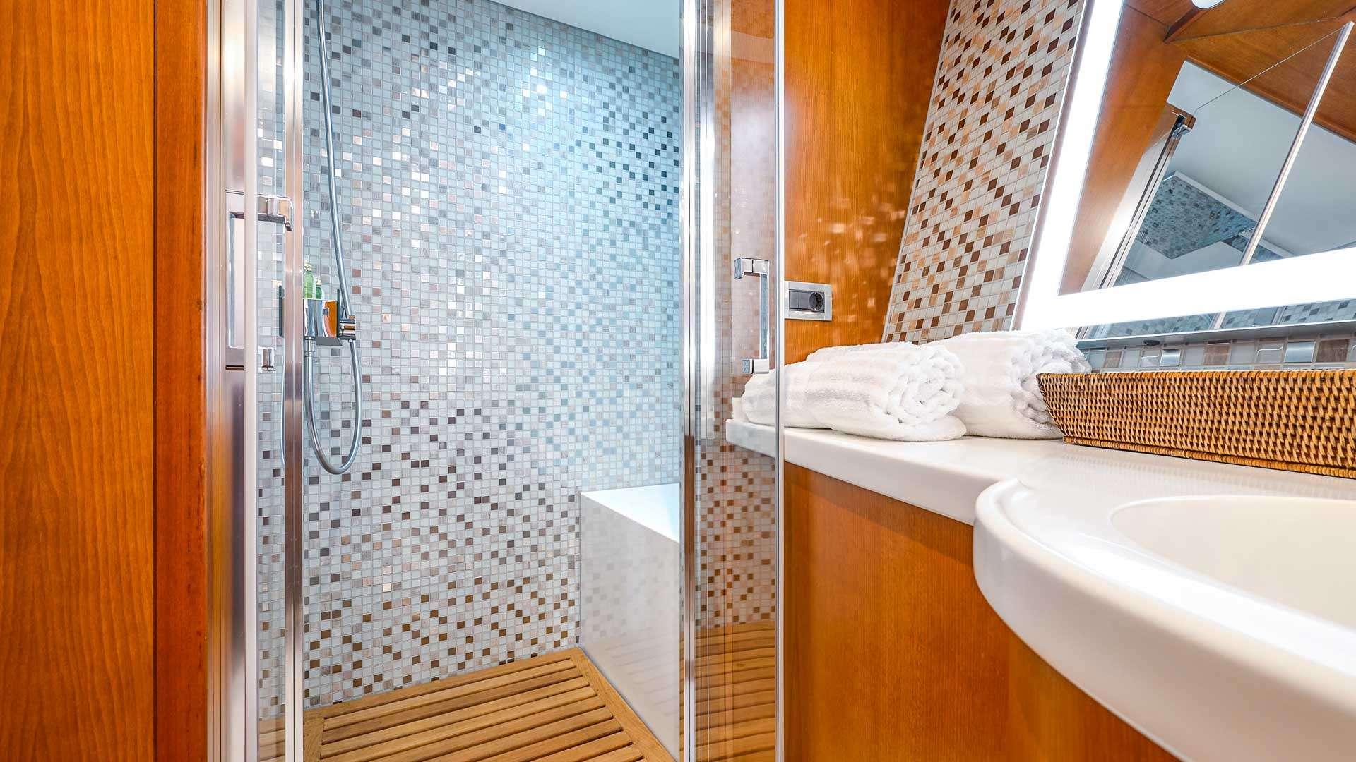 San Limi — life on board