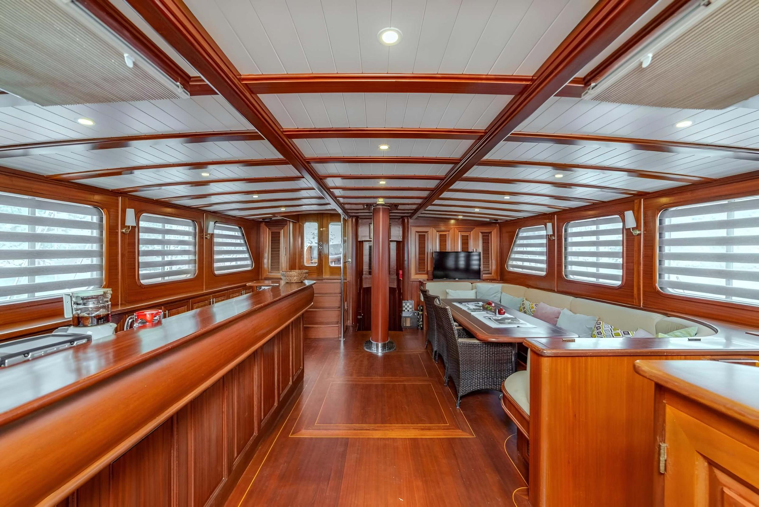 Sema Tuana gulet interior cabin in Türkiye
