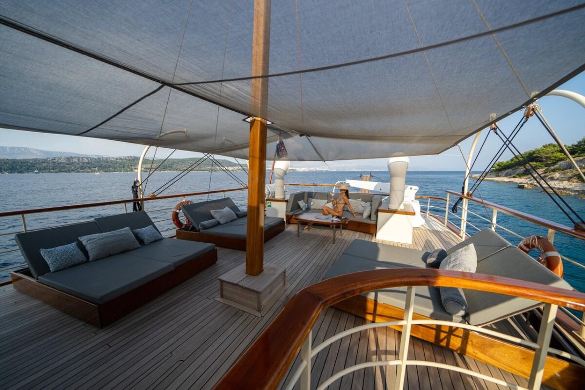 Gallant gulet amenities exterior deck in Croatia