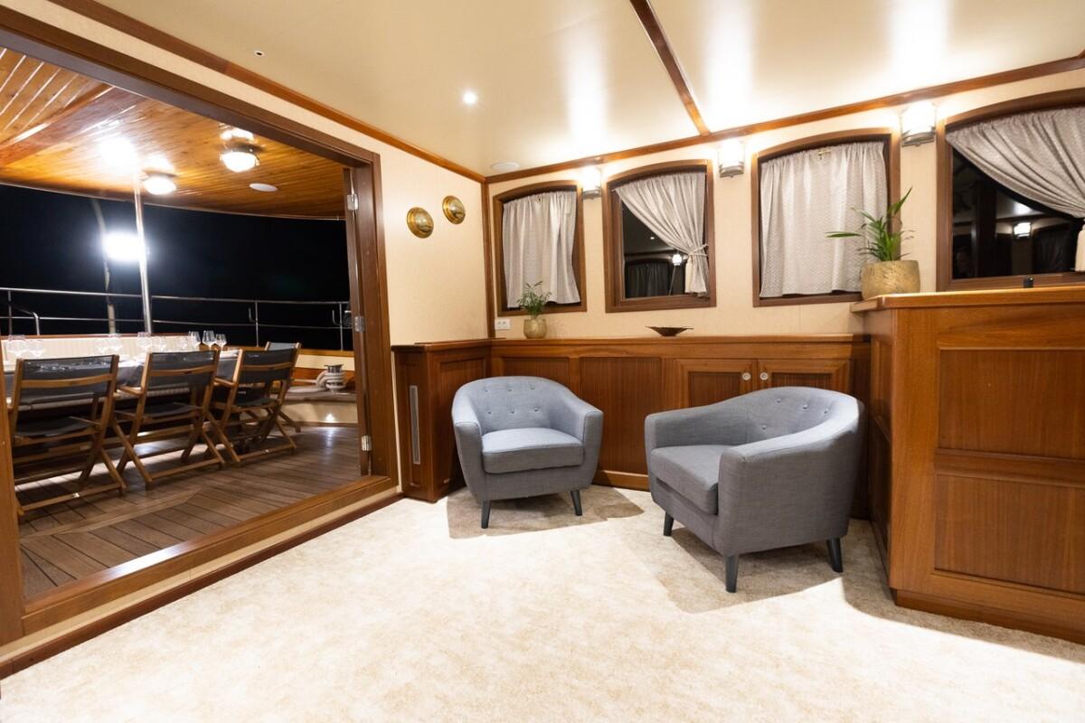 Gallant gulet amenities exterior deck in Croatia