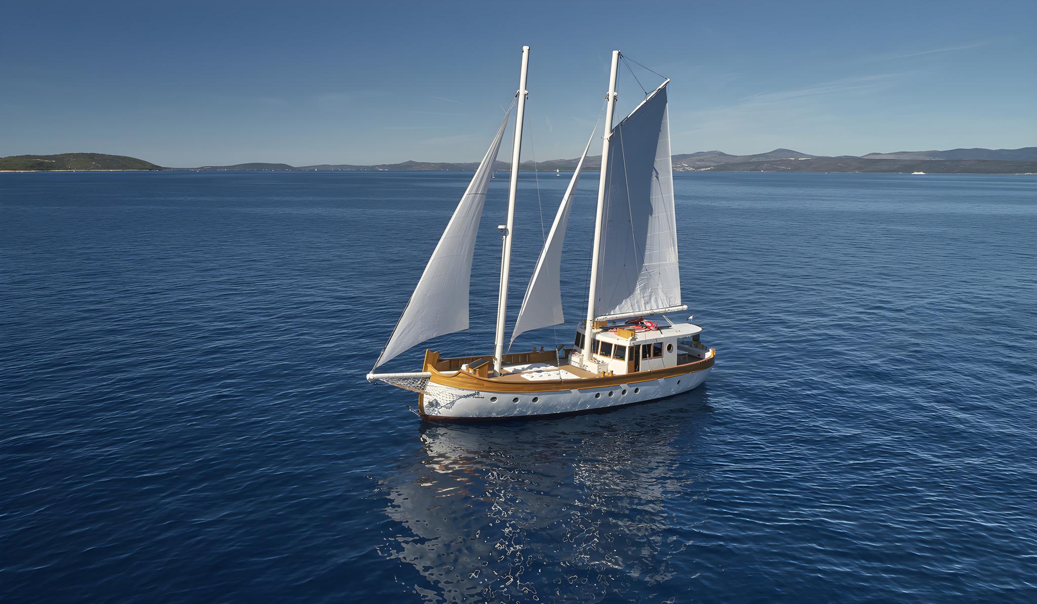 Green Ray gulet amenities exterior deck in Croatia