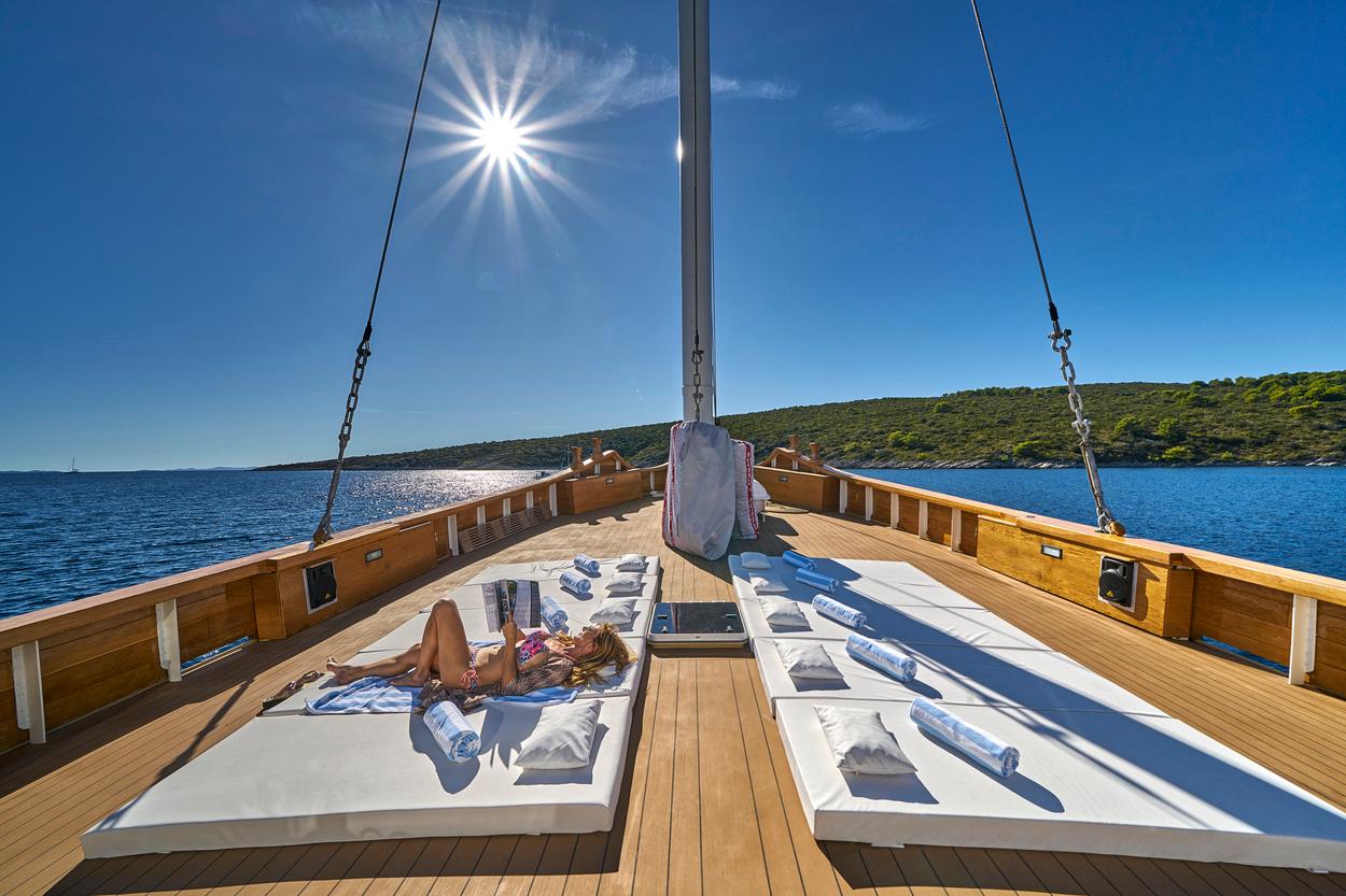 Green Ray gulet amenities exterior deck in Croatia
