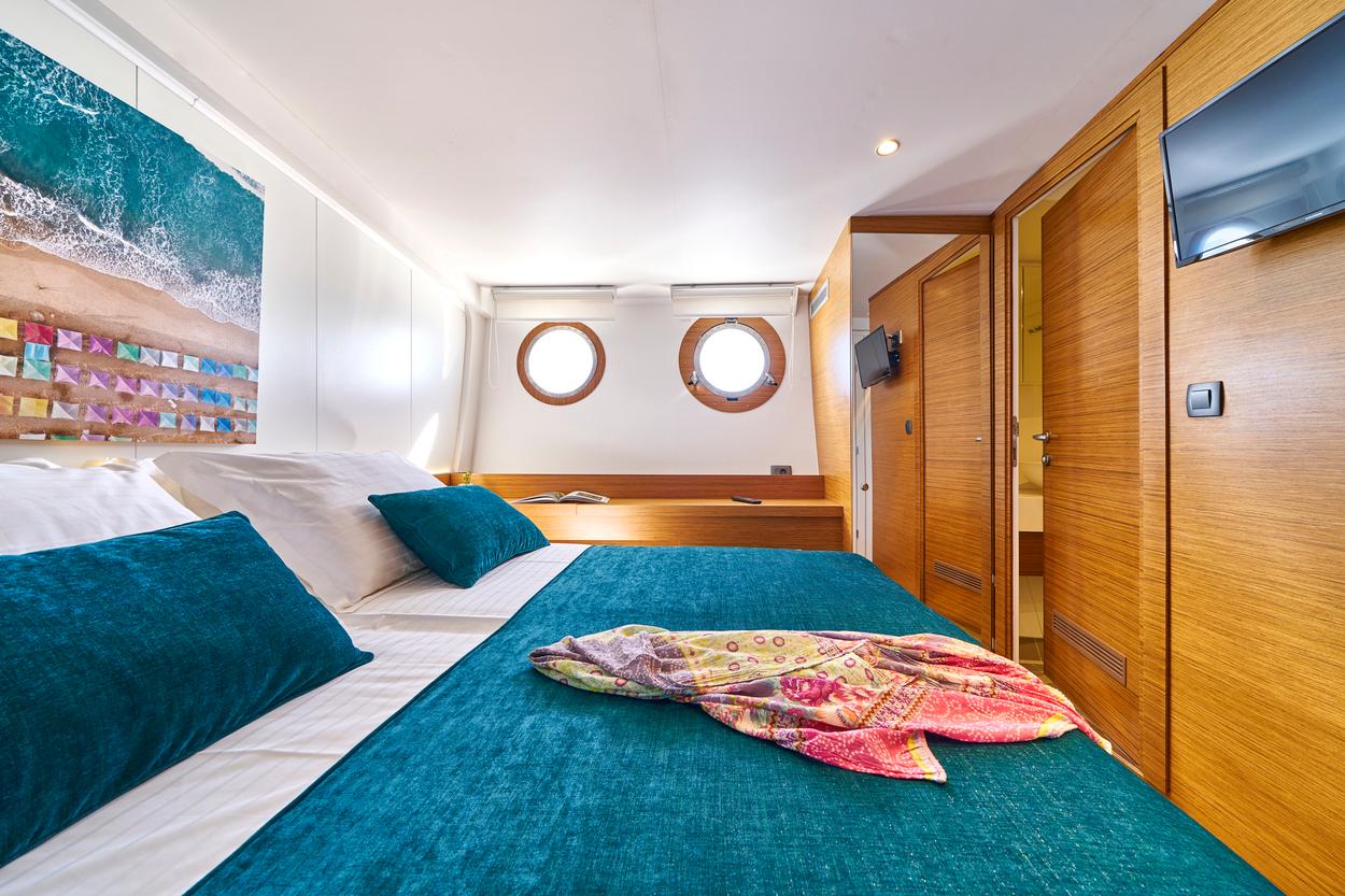 Green Ray gulet accommodation interior cabin in Croatia