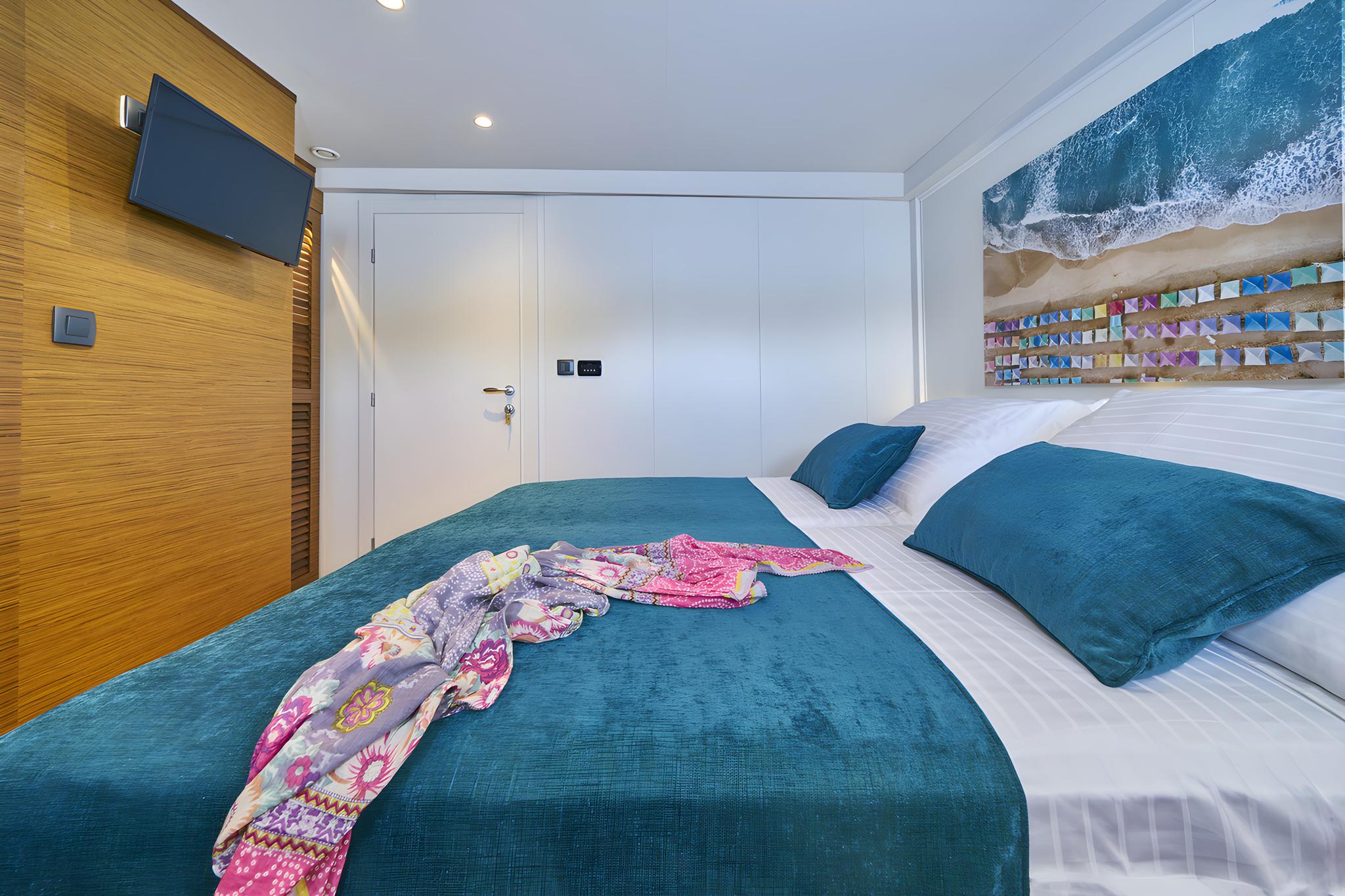 Green Ray gulet accommodation interior cabin in Croatia