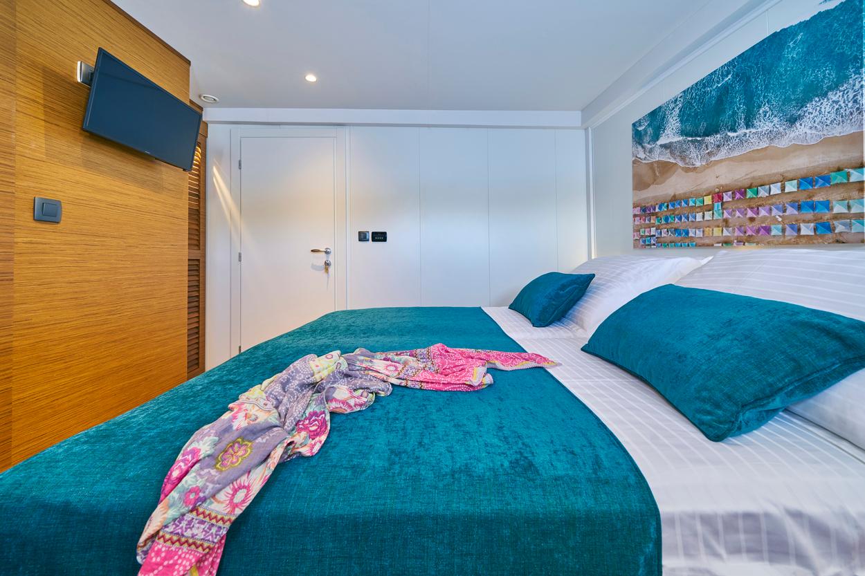 Green Ray gulet accommodation interior cabin in Croatia