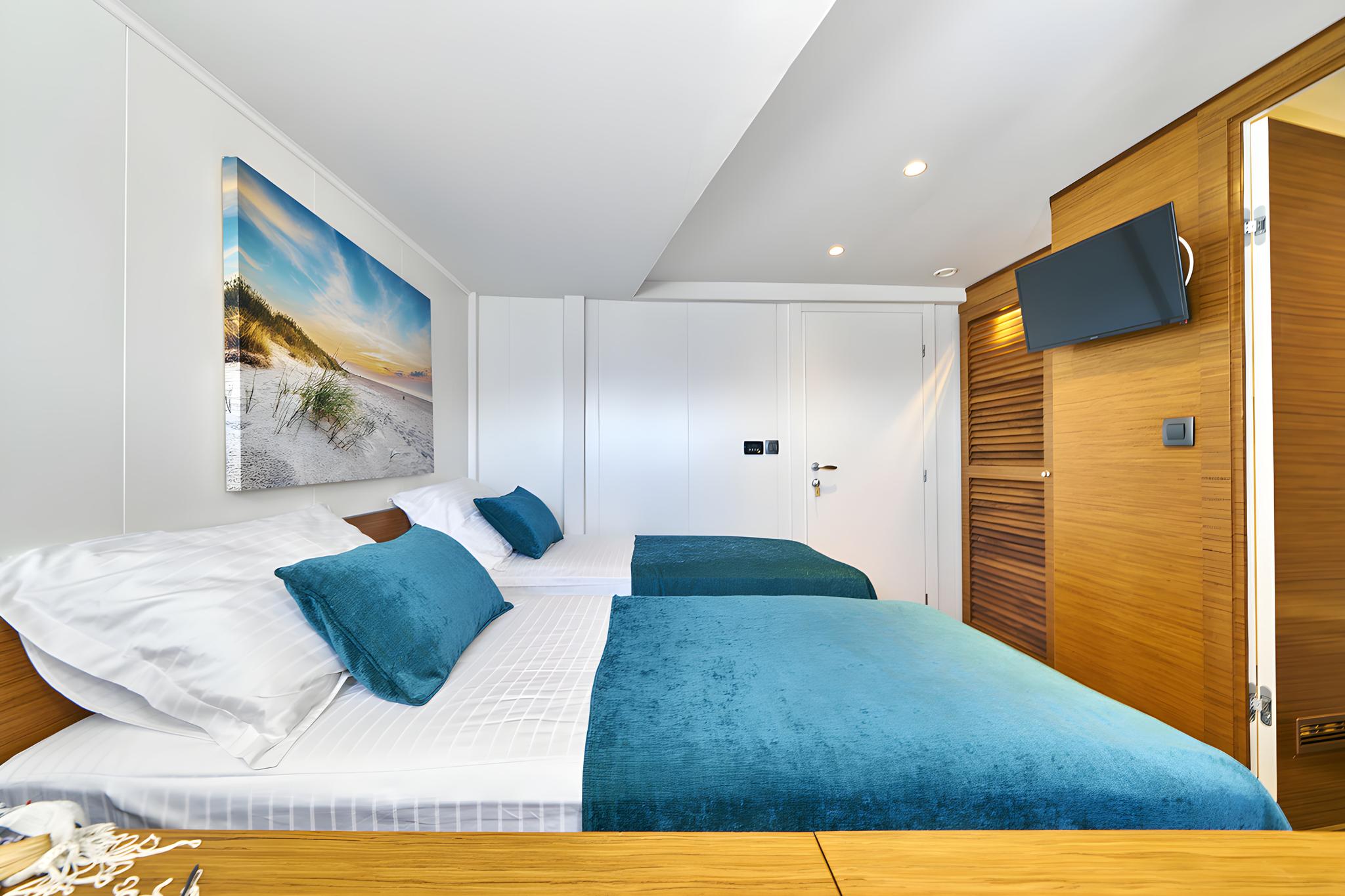 Green Ray gulet accommodation interior cabin in Croatia