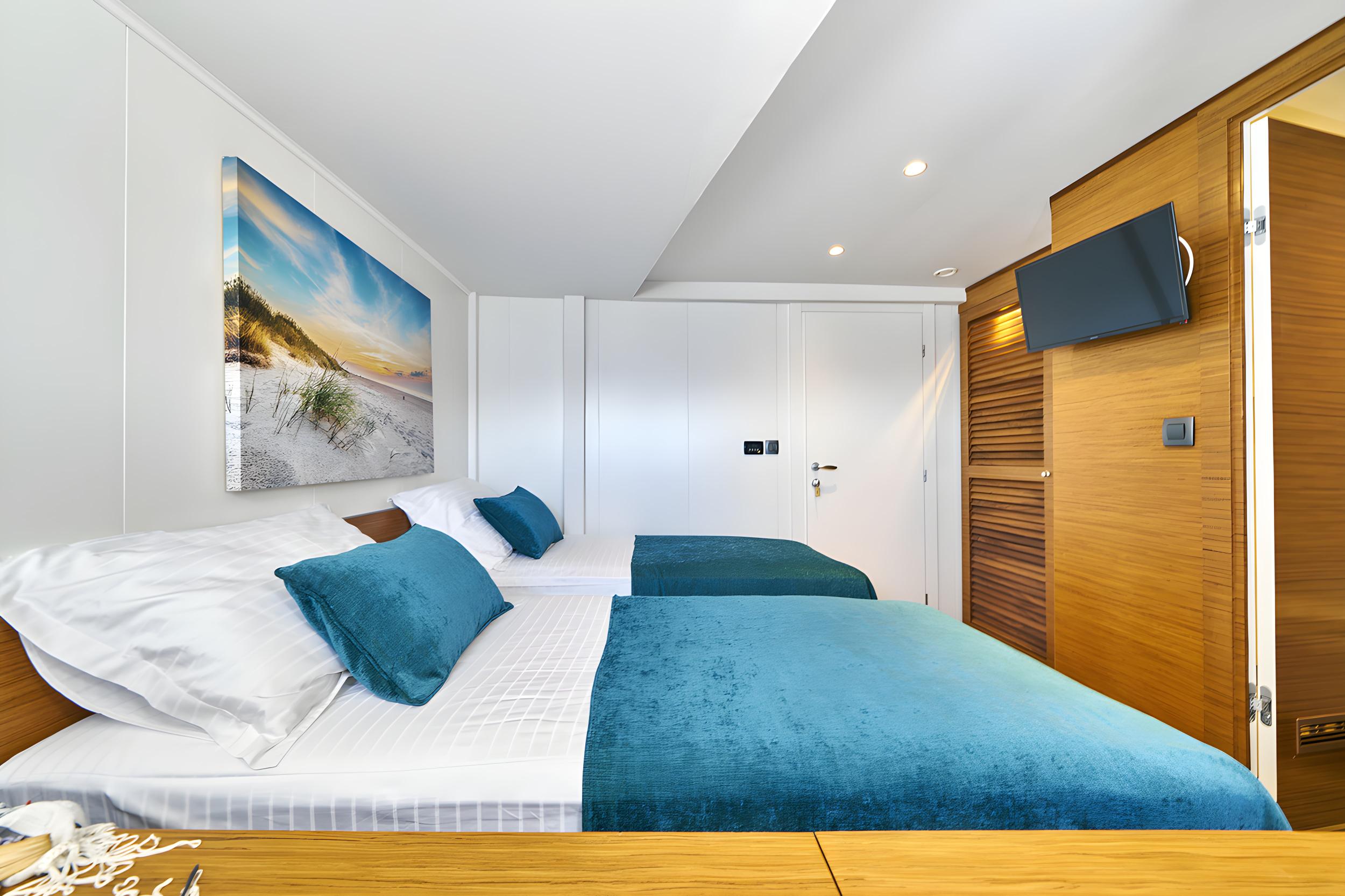 Green Ray gulet accommodation interior cabin in Croatia