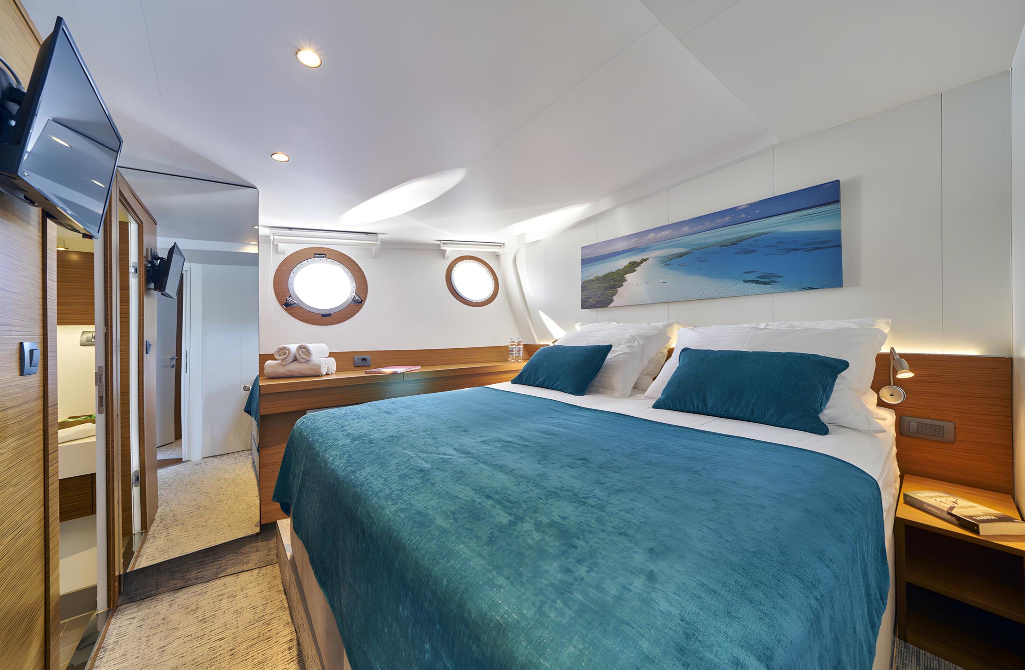 Green Ray gulet accommodation interior cabin in Croatia