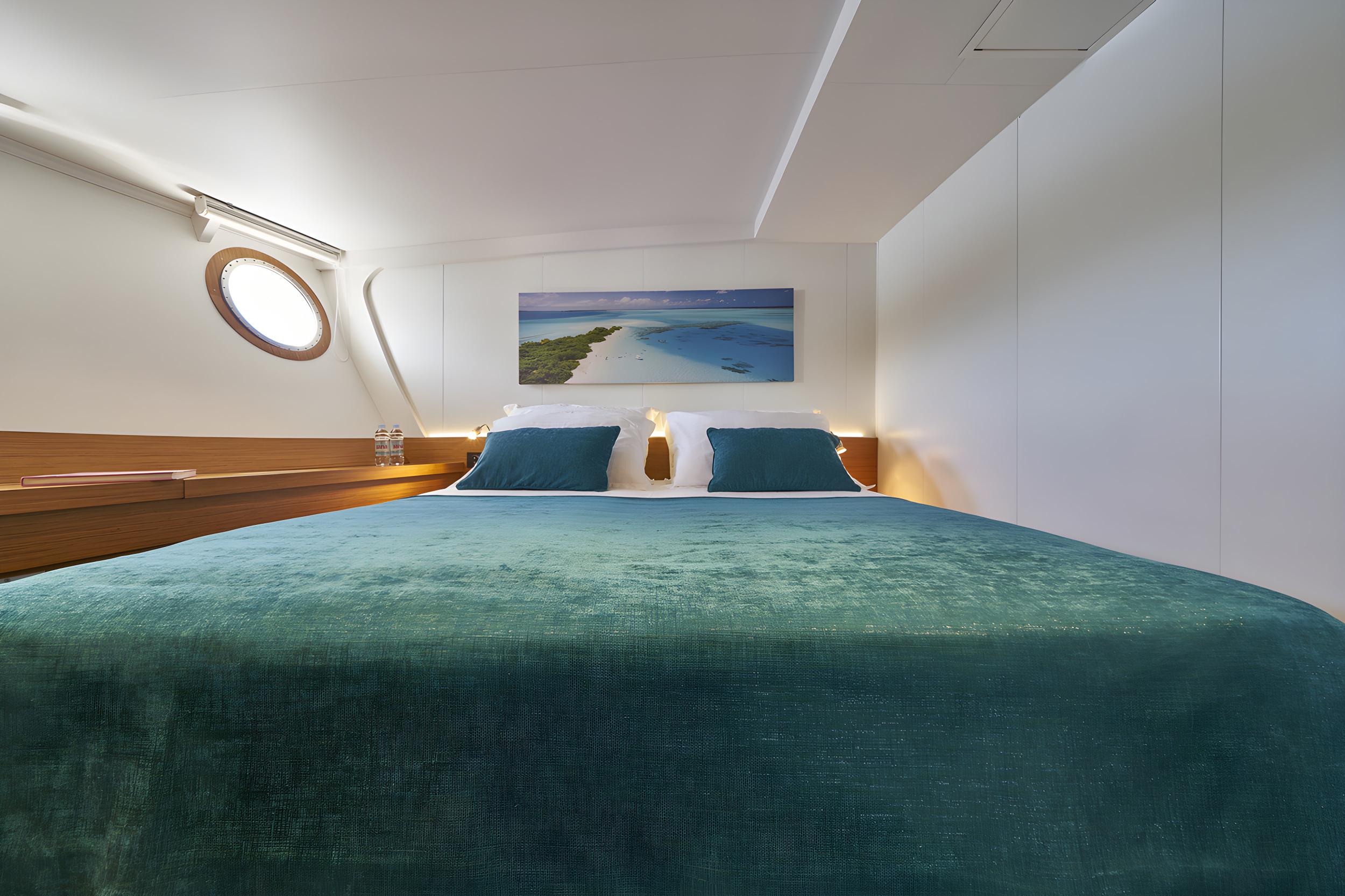 Green Ray gulet accommodation interior cabin in Croatia