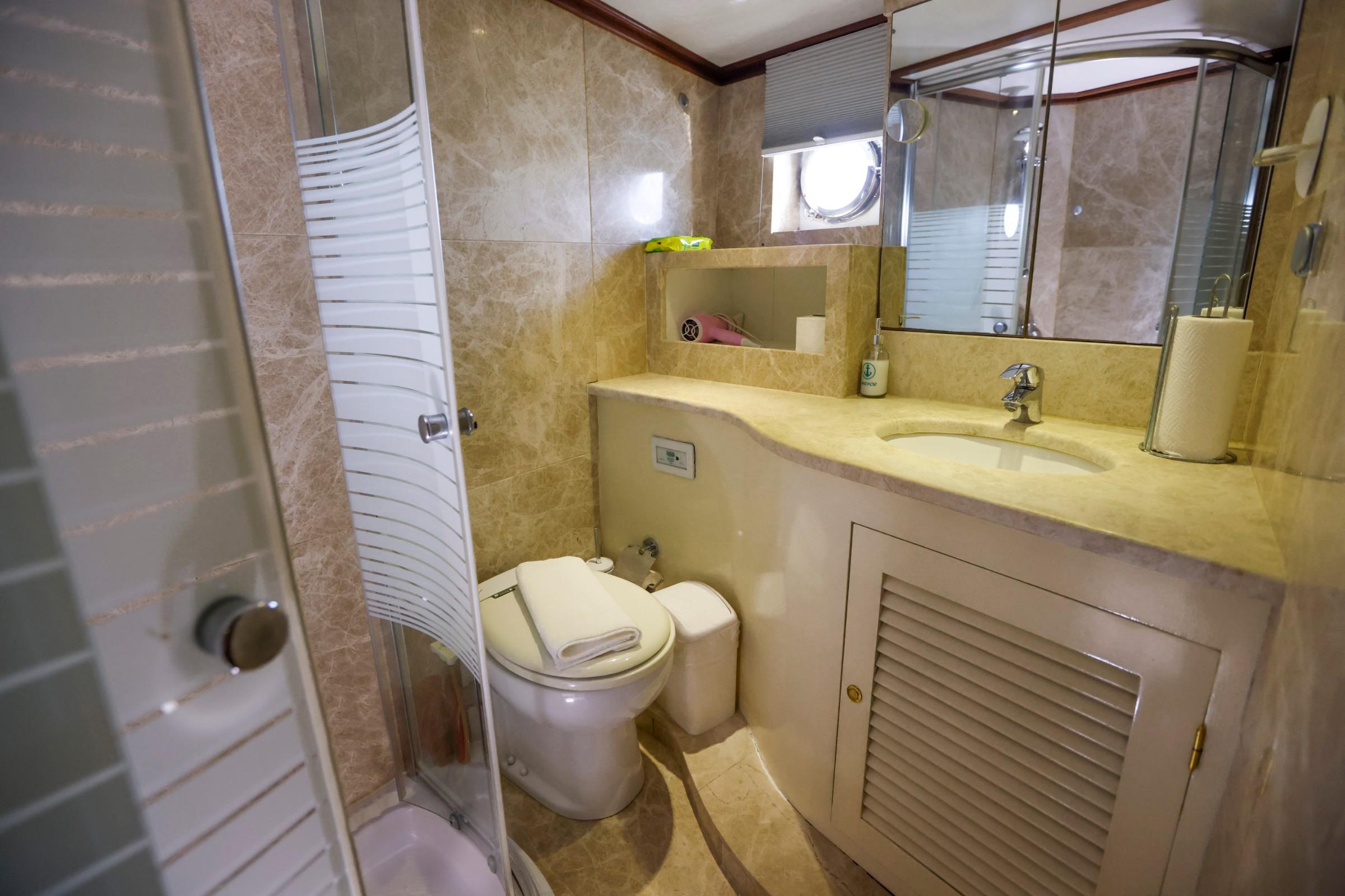 Gazella gulet accommodation interior cabin in Türkiye