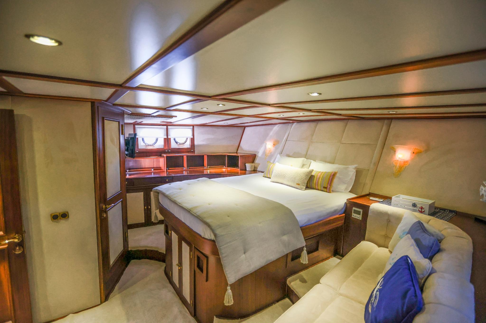 Gazella gulet accommodation interior cabin in Türkiye