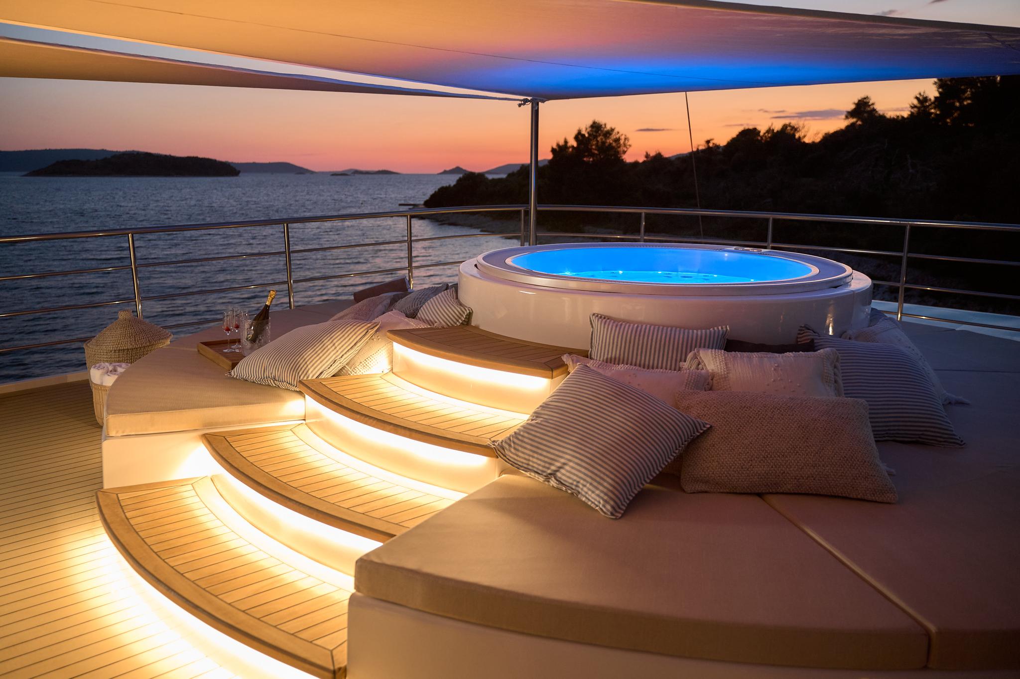 Bellezza gulet amenities exterior deck in Croatia