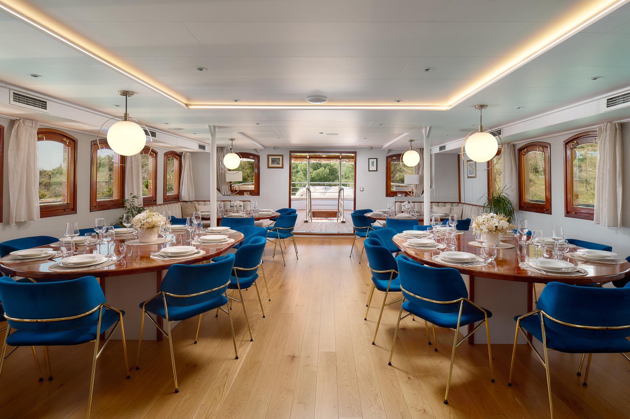 Bellezza gulet amenities interior cabin in Croatia