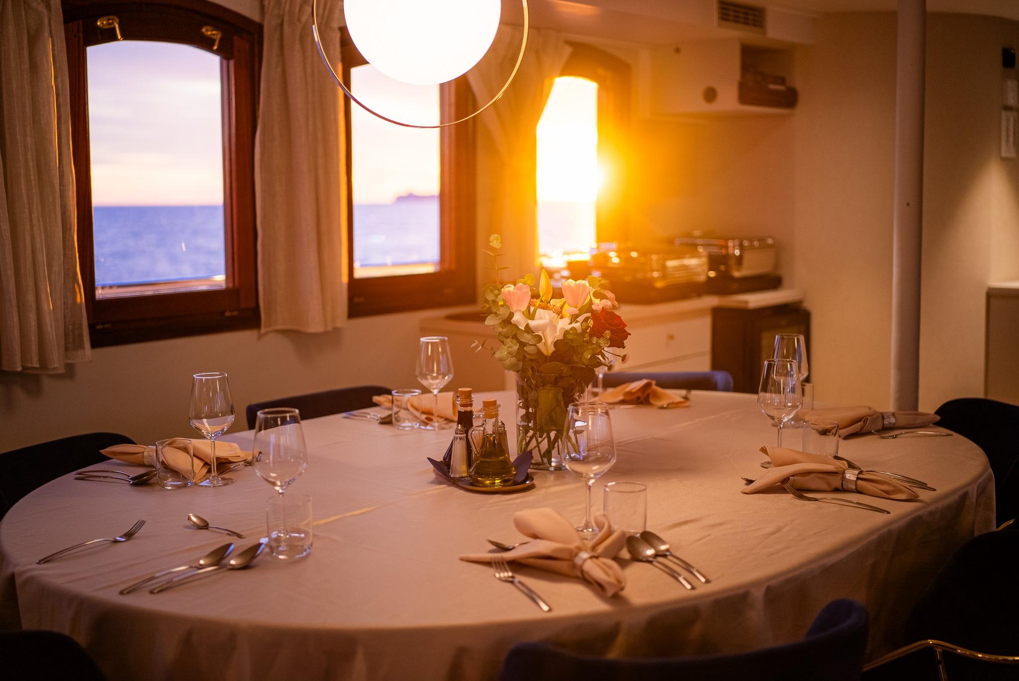 Bellezza gulet amenities interior cabin in Croatia