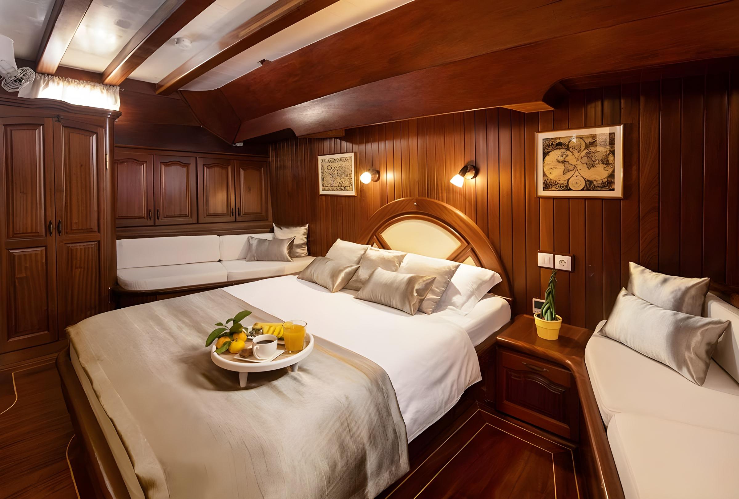 Nostra Vita gulet accommodation interior cabin in Croatia