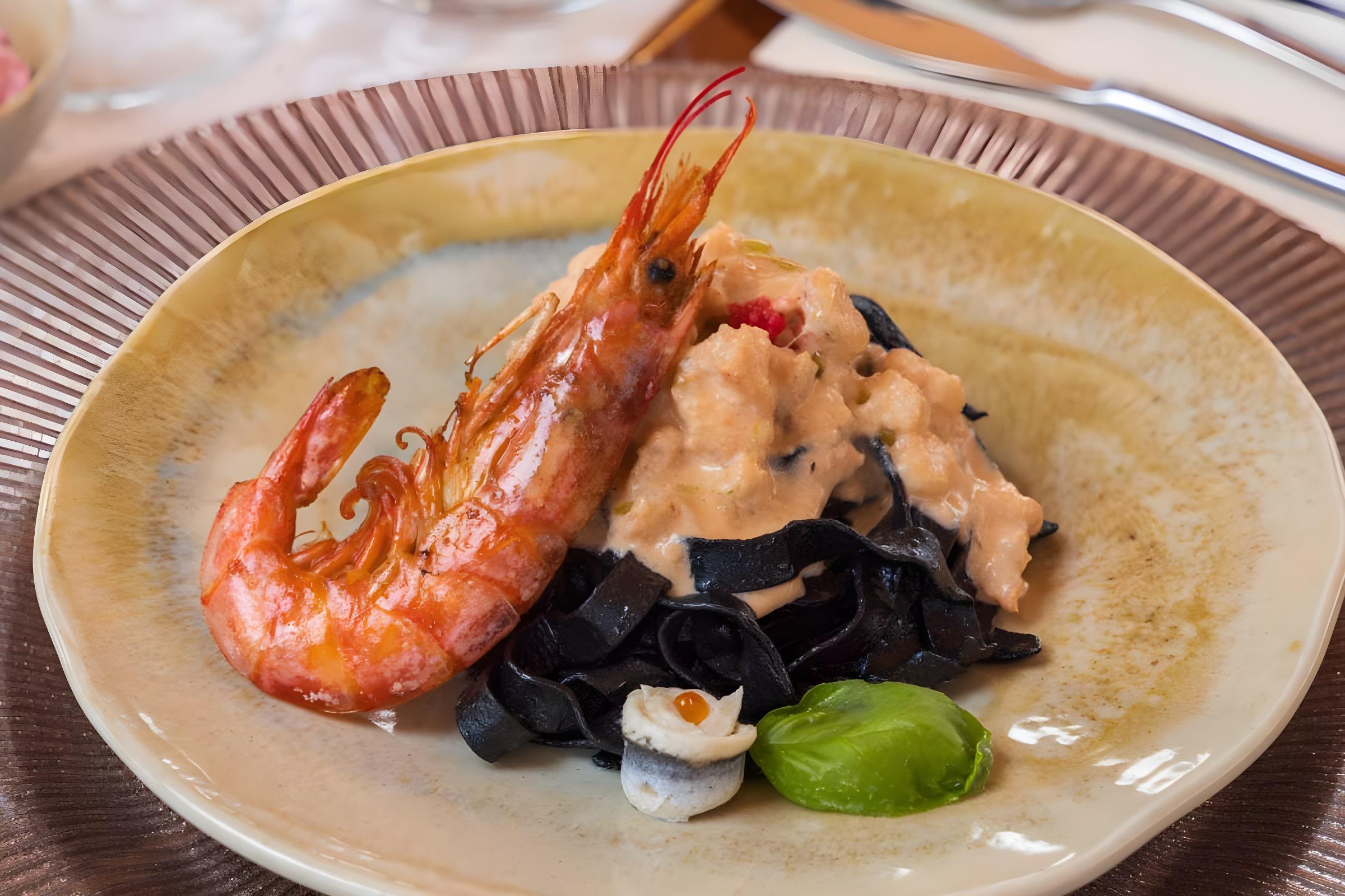 Nostra Vita gulet amenities lifestyle dining in Croatia