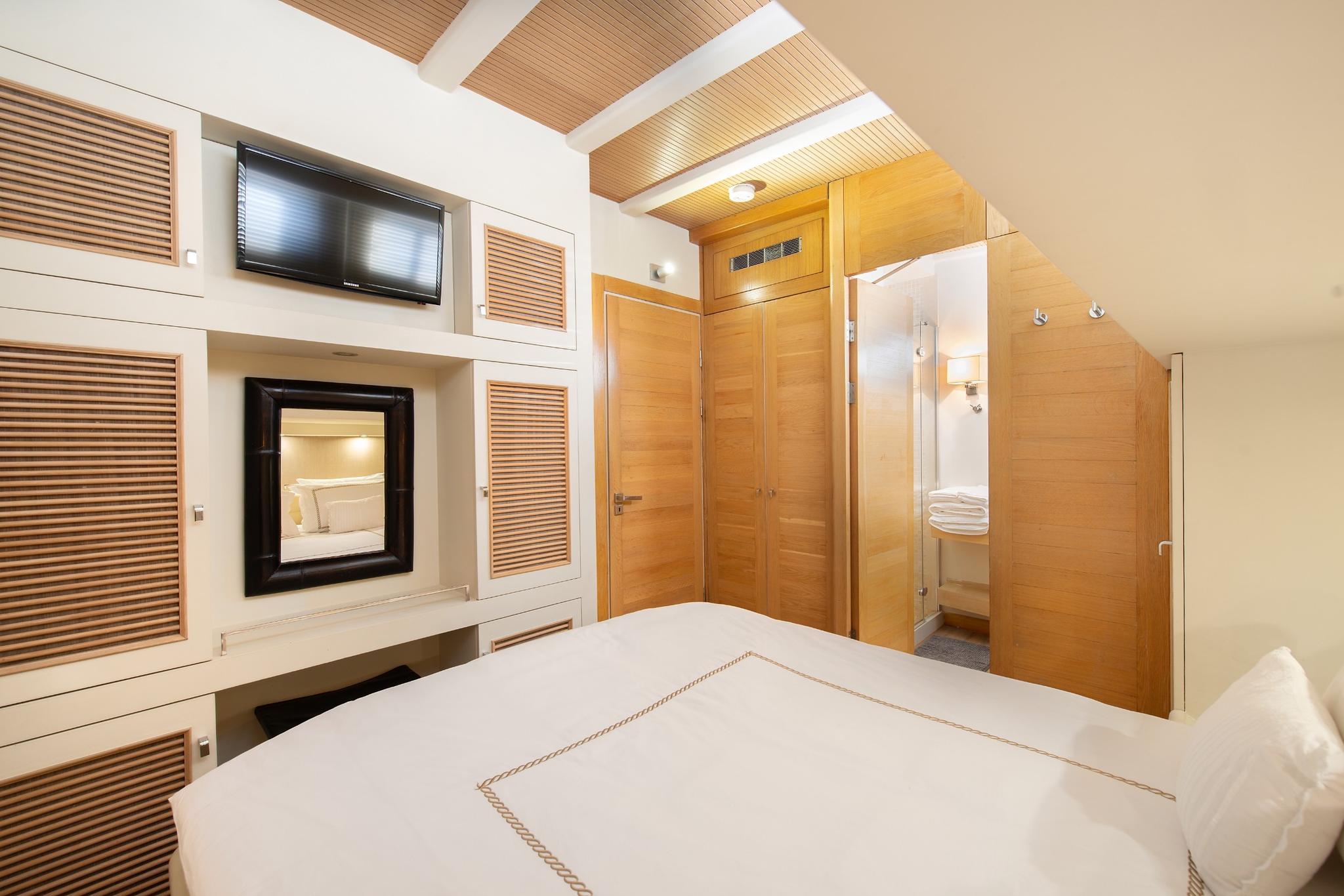 Cobra King gulet accommodation interior cabin in Türkiye