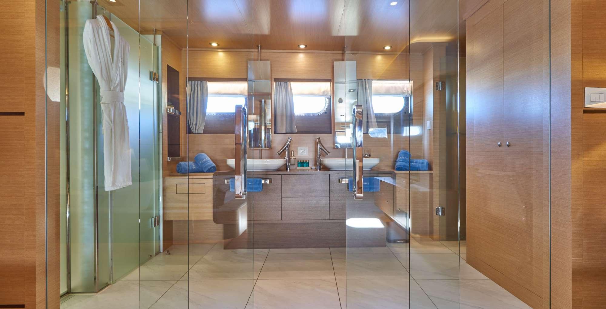 Omnia gulet accommodation interior cabin in Croatia