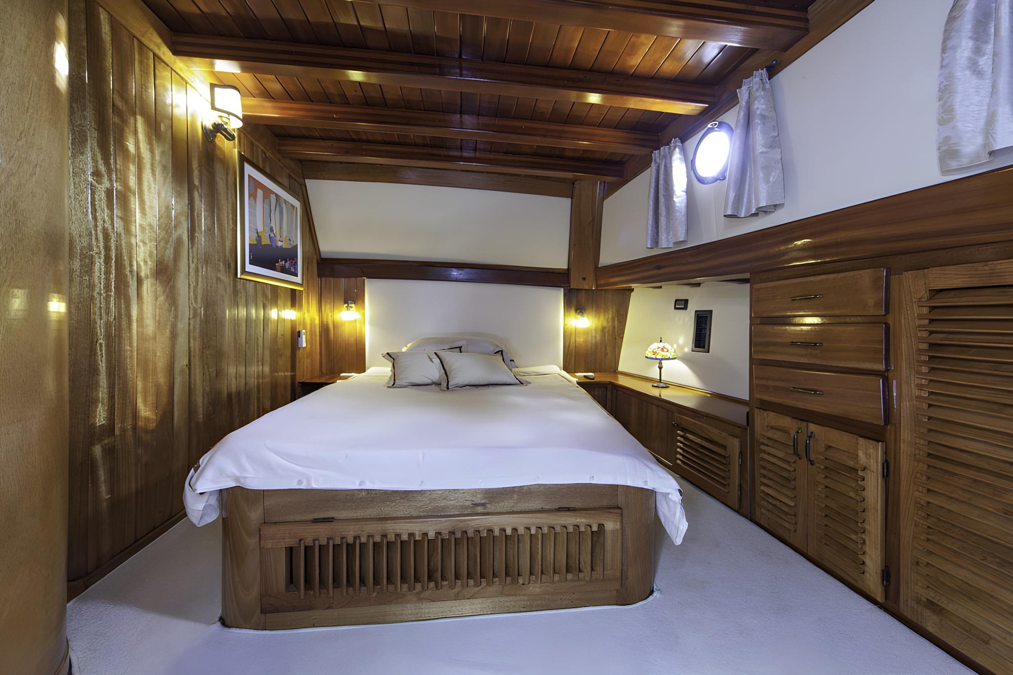 Libra gulet accommodation interior cabin in Croatia